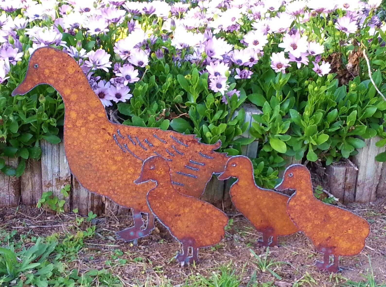 Duck Family Rusty Metal Garden Art Hand cut