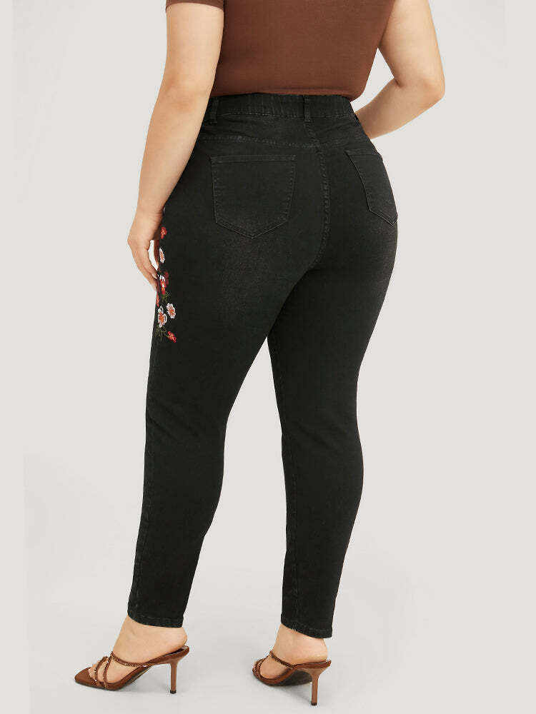 Very Stretchy High Rise Black Wash Floral Embroidered Jeans