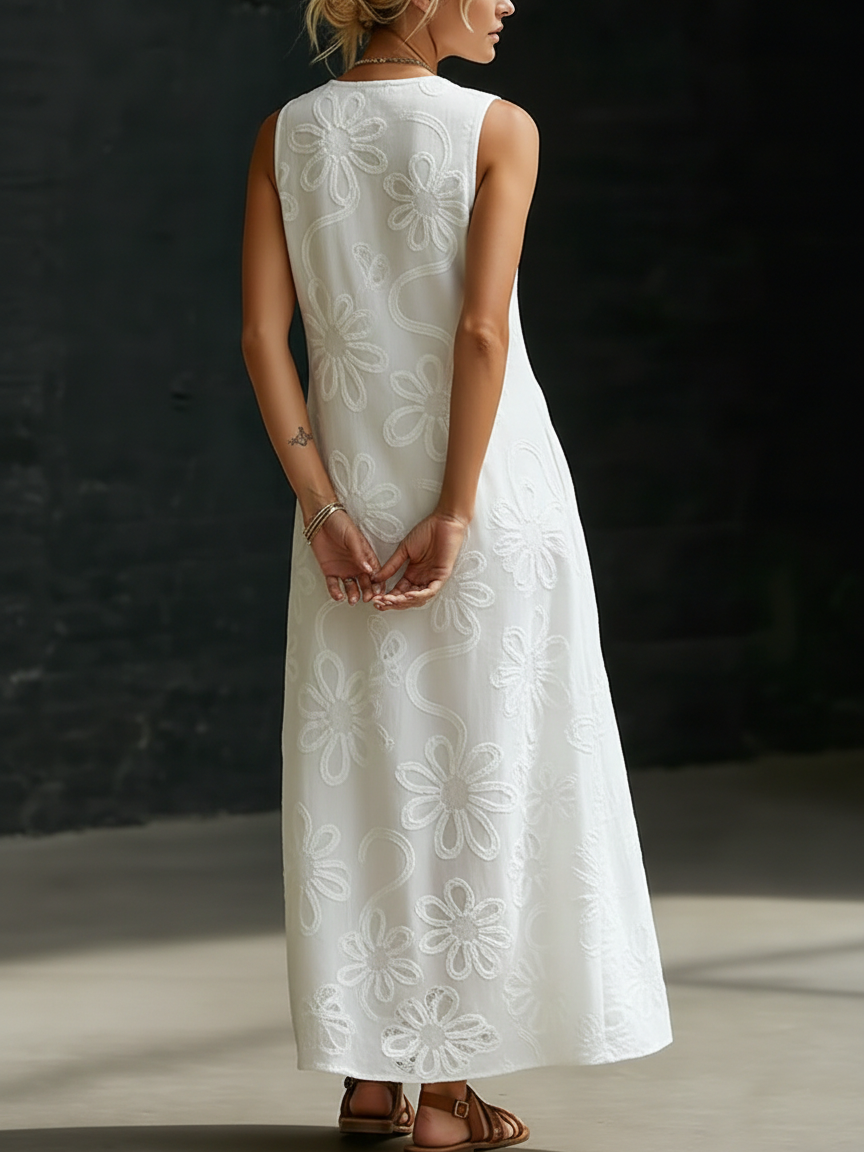 🔥Summer Arrivals🌟Elegant Floral Embroidery V-neck Dress