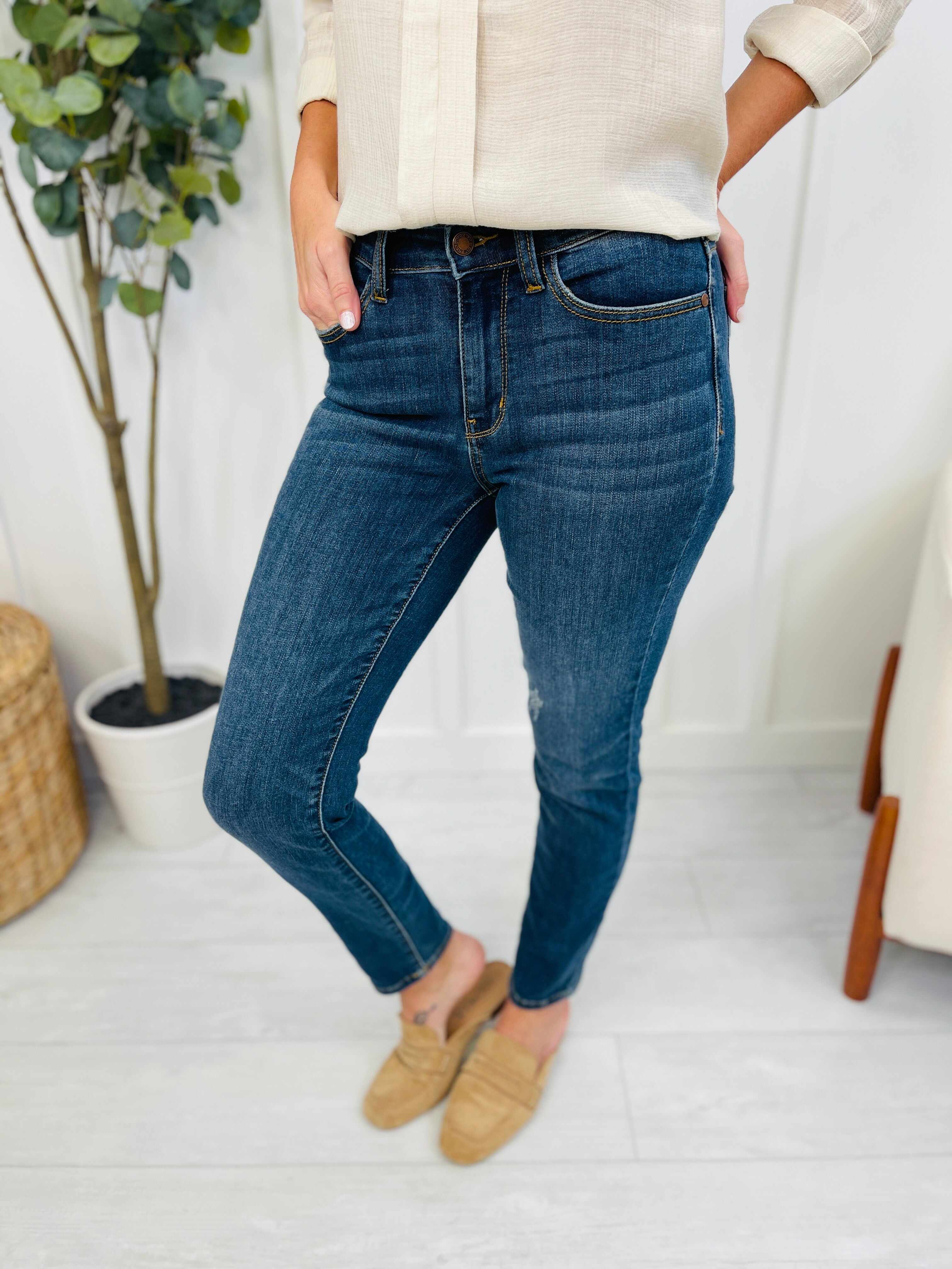 Mid Rise Plus/Reg Everyday Essential Relaxed Fit Jeans - Multiple Inseams!