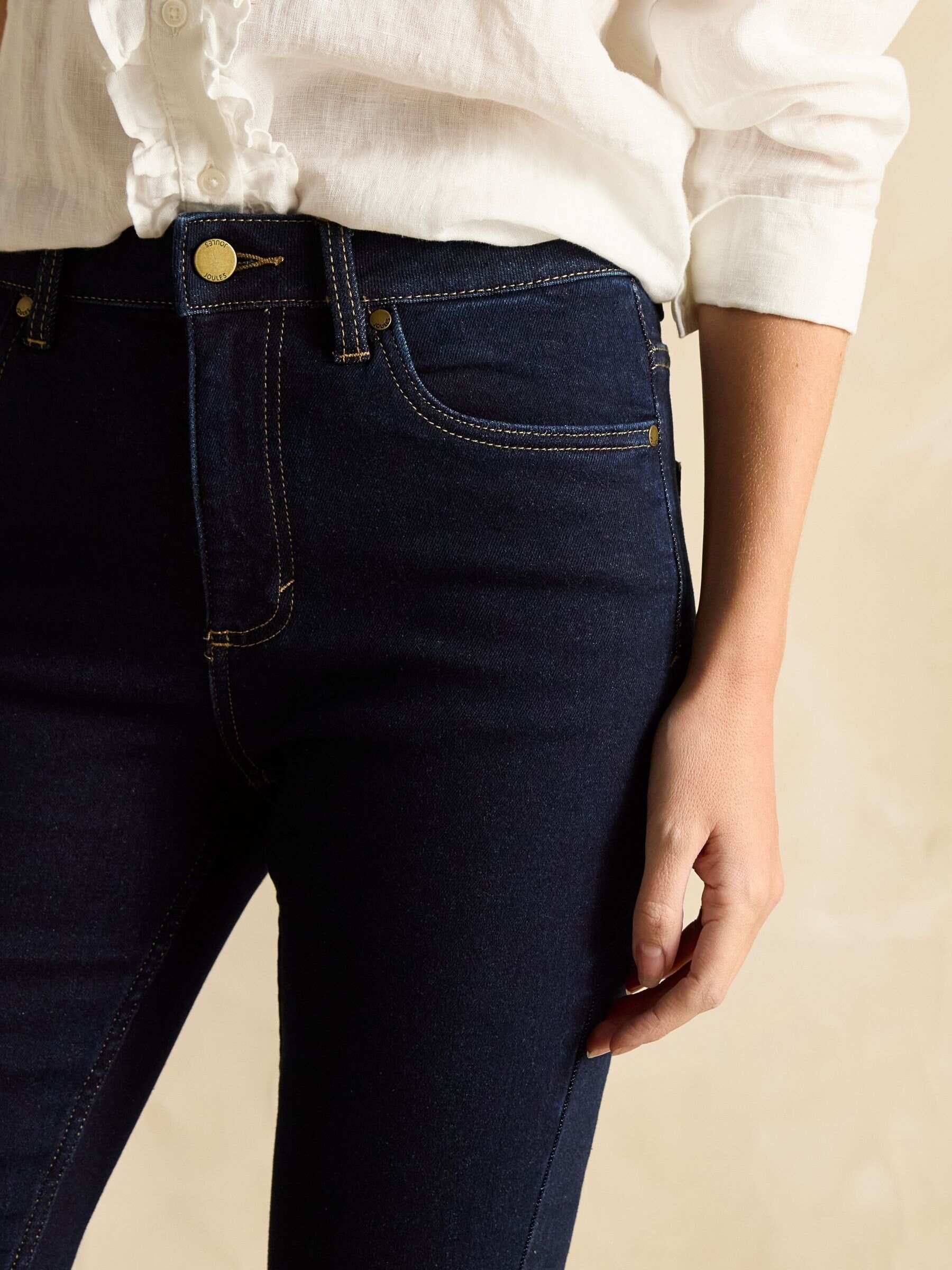 White Skinny Fit Mid Rise Jeans
