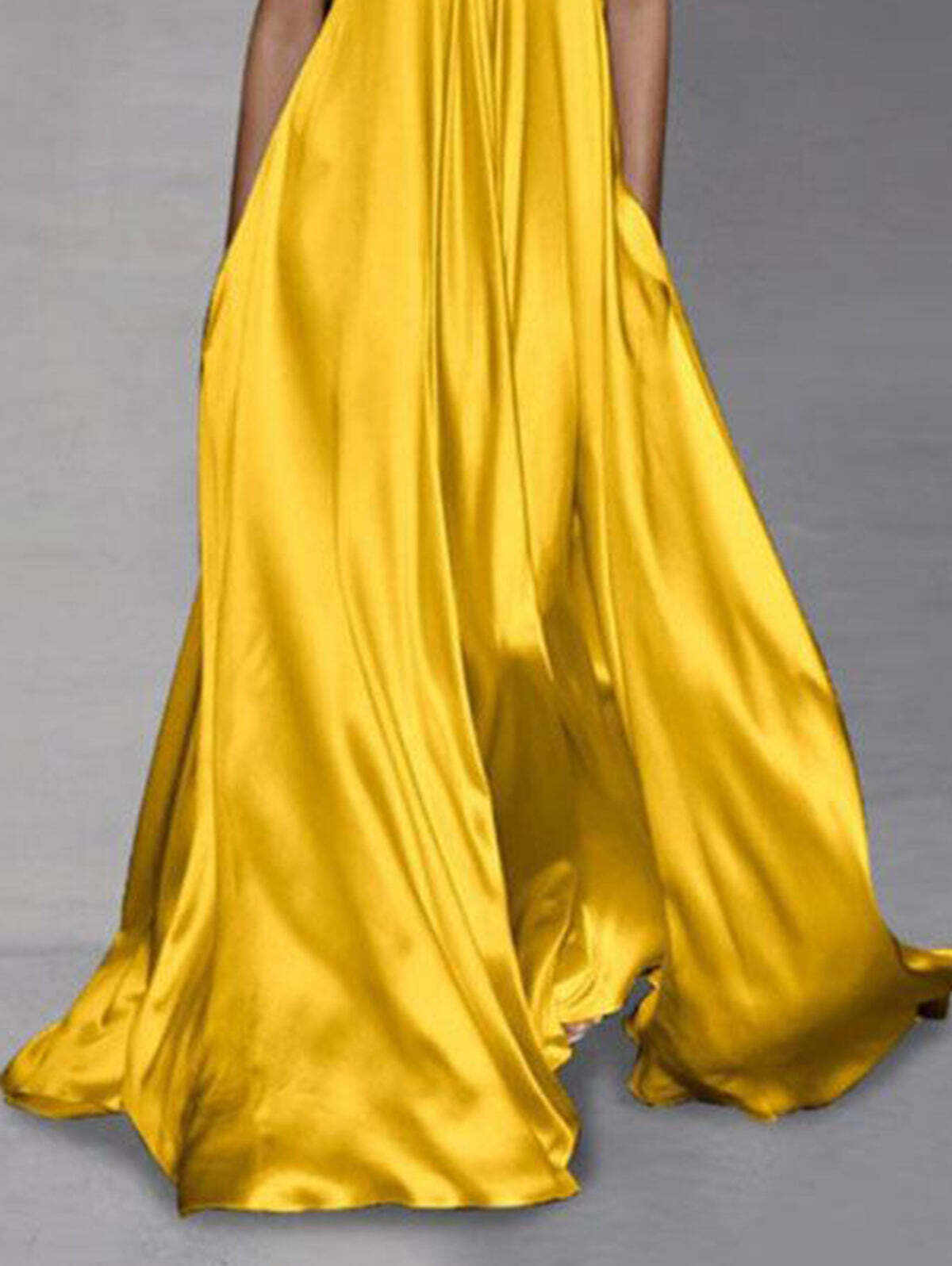 Elegant Solid Color Halter Swing Maxi Dress