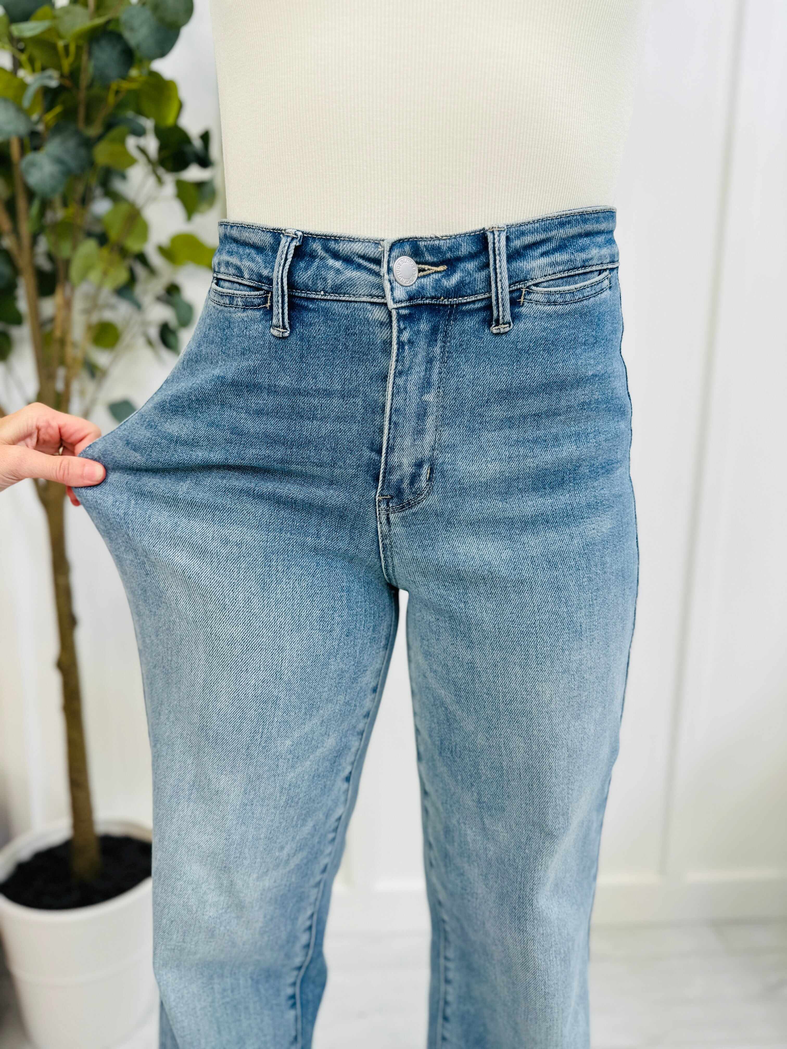 REG/CURVY Stand By Me Wide Leg Trouser Jeans
