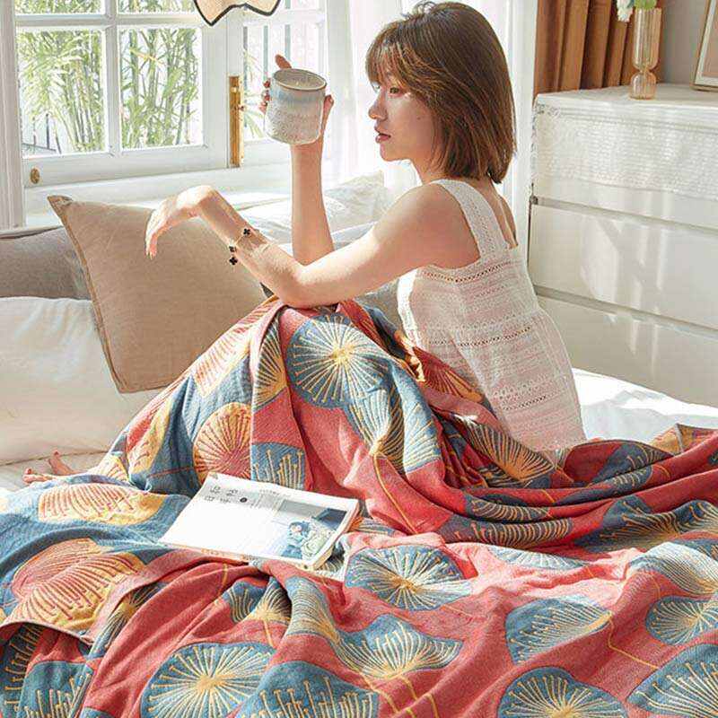 Dandelion Print Cotton Reversible Quilt