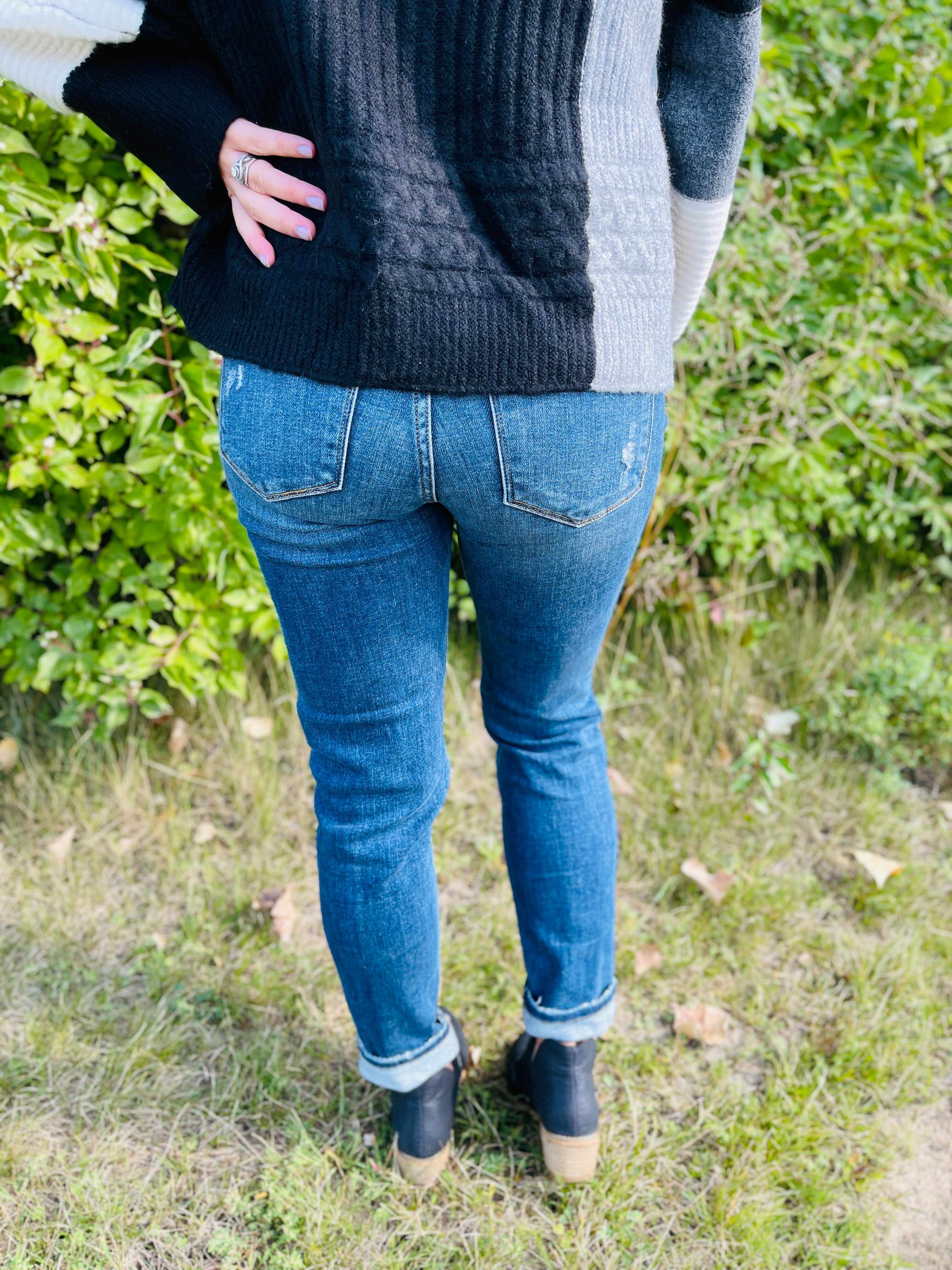 Plus/Reg Gettin' Jiggy With It Slim Fit Jeans
