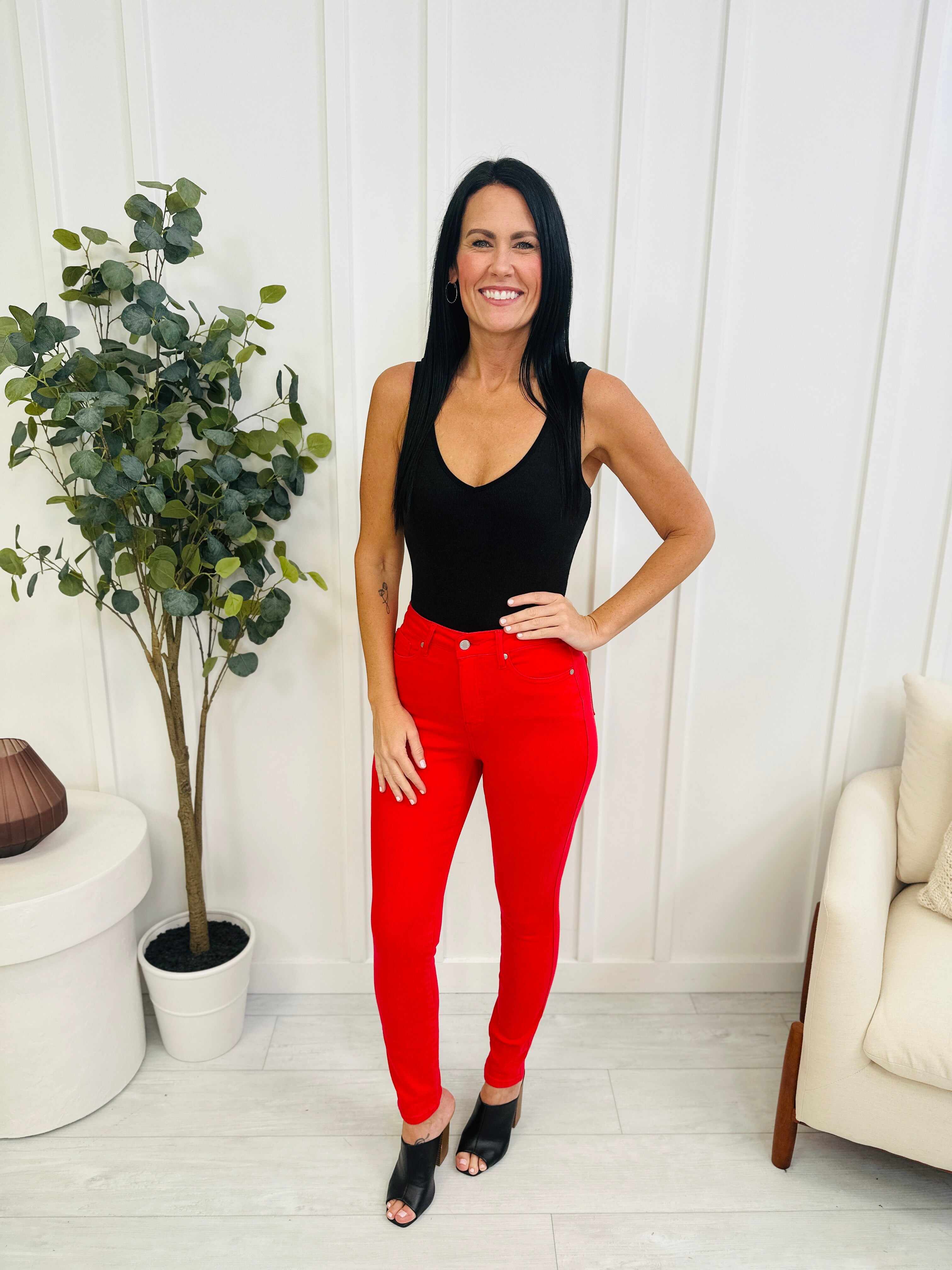 REG/CURVY Red Hot Tummy Control Skinny Jeans