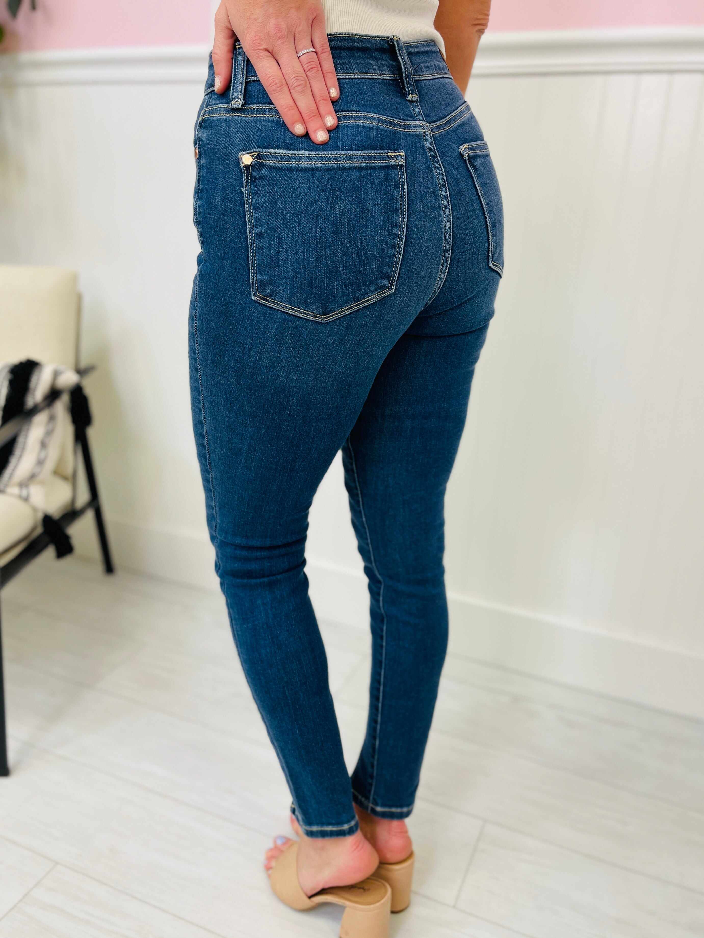RESTOCK! REG/CURVY So It Seams Skinny Jean