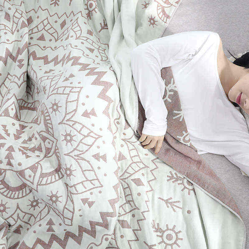 Chic Mandala Reversible Flower Cotton Quilt