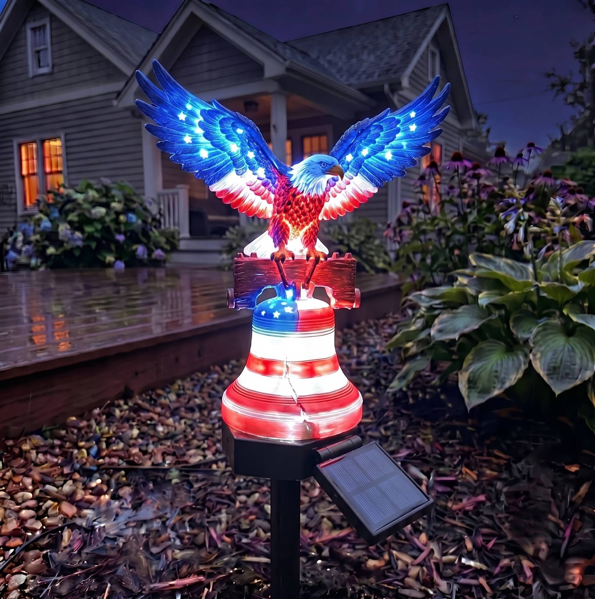 🦅 Patriotic American Bald Eagle & Liberty Bell Solar Garden Stake Light