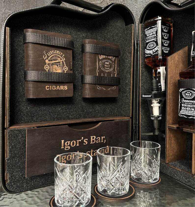 20 L Jerry Can Mini Bar With Alcohol Dispenser, Home Mini Bar, Handmade Travel Bar Set, Gift for him, For Husband, For Dad, Custom Fuel Bar