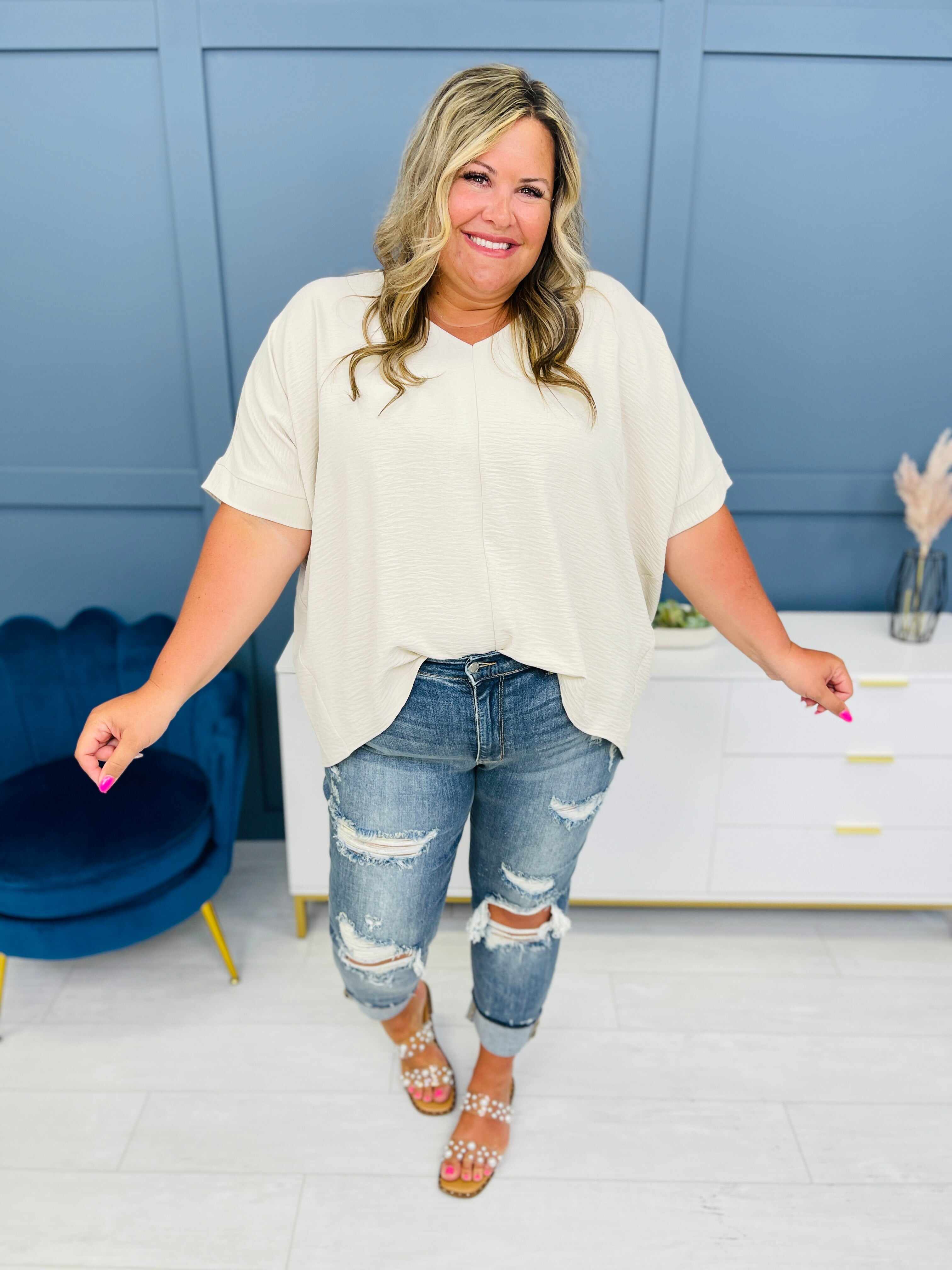 Restock! REG/CURVY Somewhere On a Bleach Mid Rise Boyfriend Jeans