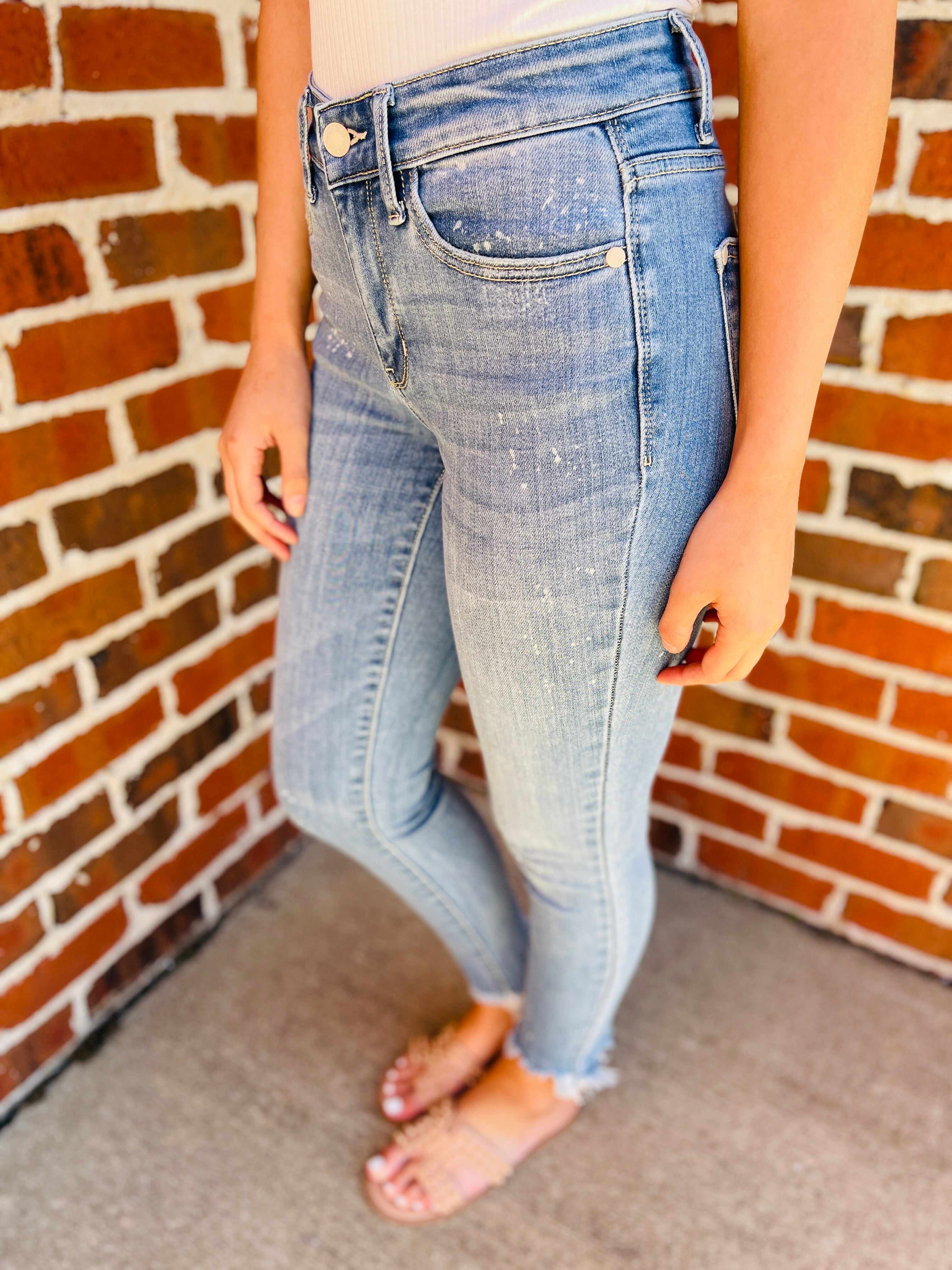 PLUS/REG Bad And Bleachy Bleached Shark Bite Hem Skinnies