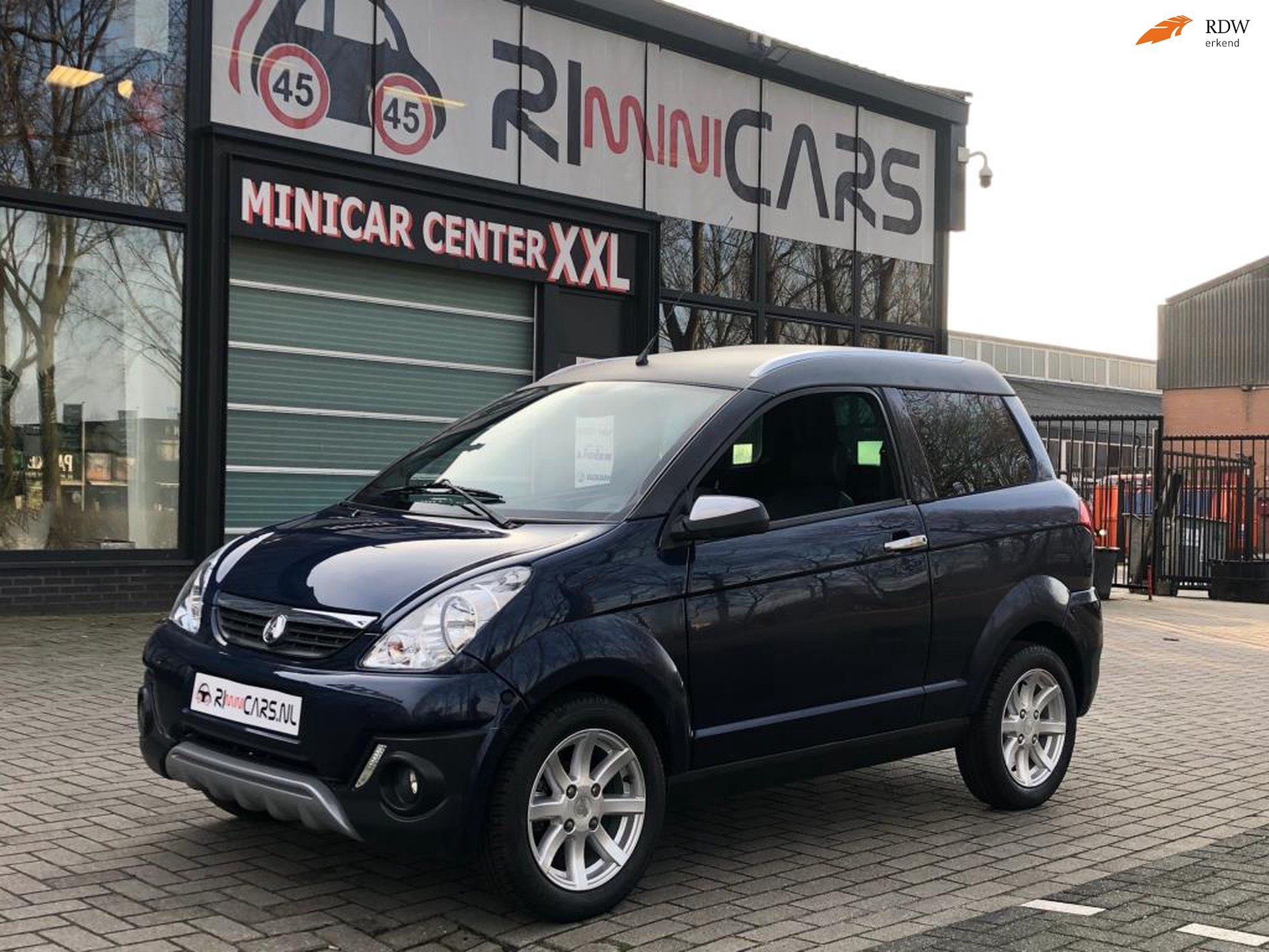 Refurbished used minicars,No license plate number,Cars can be picked up at warehouses in California,Other areas use Ship a Car Direct car consignment