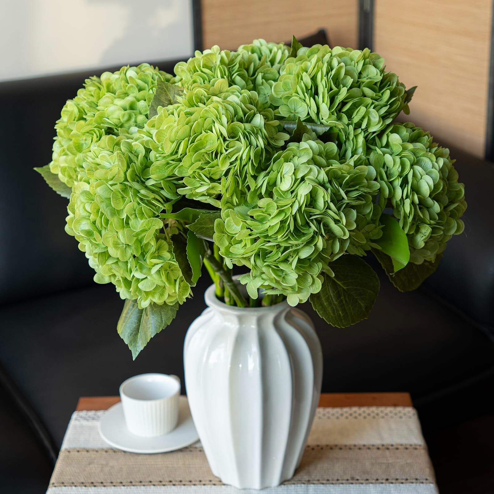 🔥On Sale🔥22 inch Lifelike Artificial Hydrangeas - UV resistant, Waterproof，Windproof