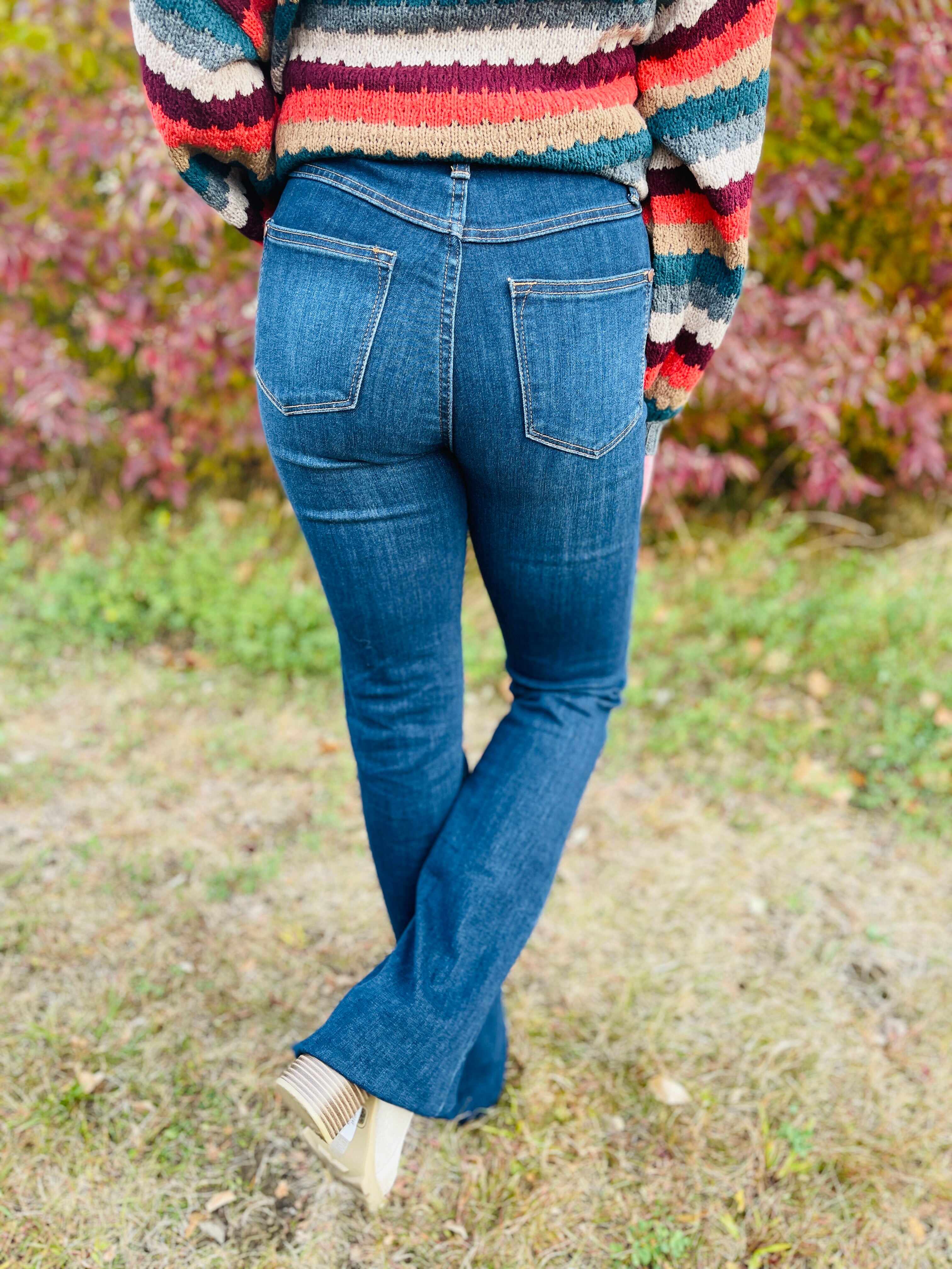 Plus/Reg The Fabulous Front Yoke Flare Jeans