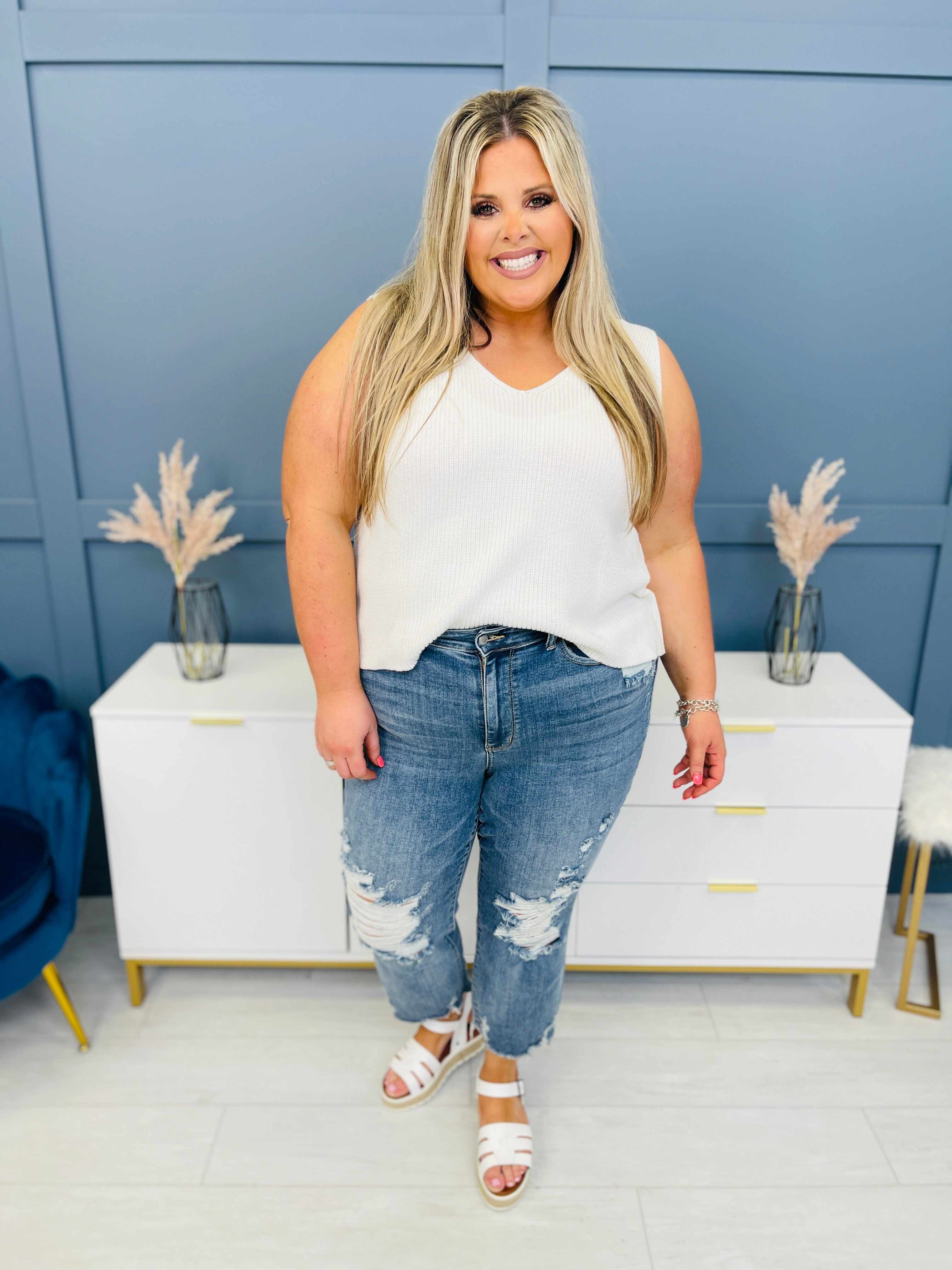 REG/CURVY Straight for the Heart Ankle Jeans