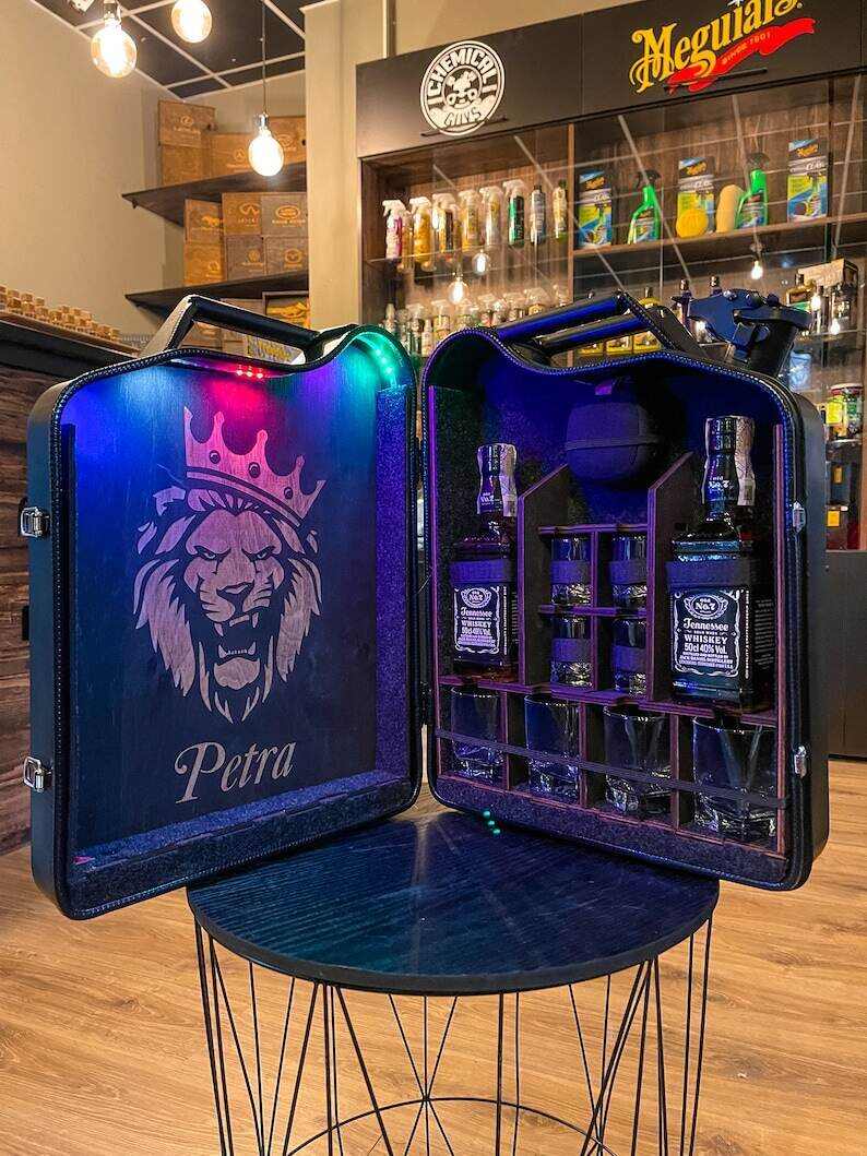 20 L Metal Jerry Can Mini Bar, For 4 People, Personalised Original Gift For a Man, Custom Fuel Bar, Camping Mini Bar, Portable Bar Case