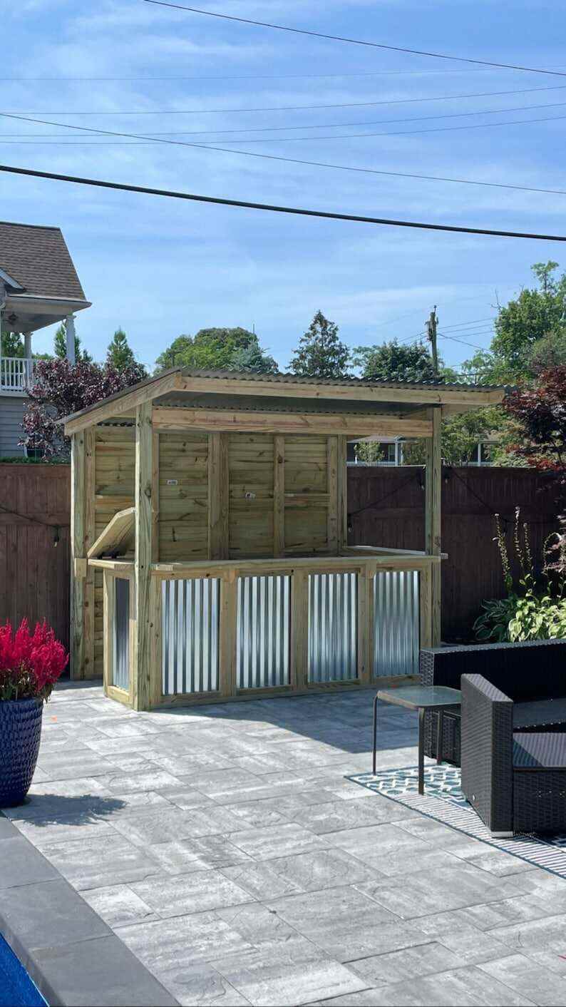 Bars To Yards US outdoor bar, patio, poolside bar, backyard fun, beer, alcohol games, sports bar, summer, family bonding, tavern, summer fun