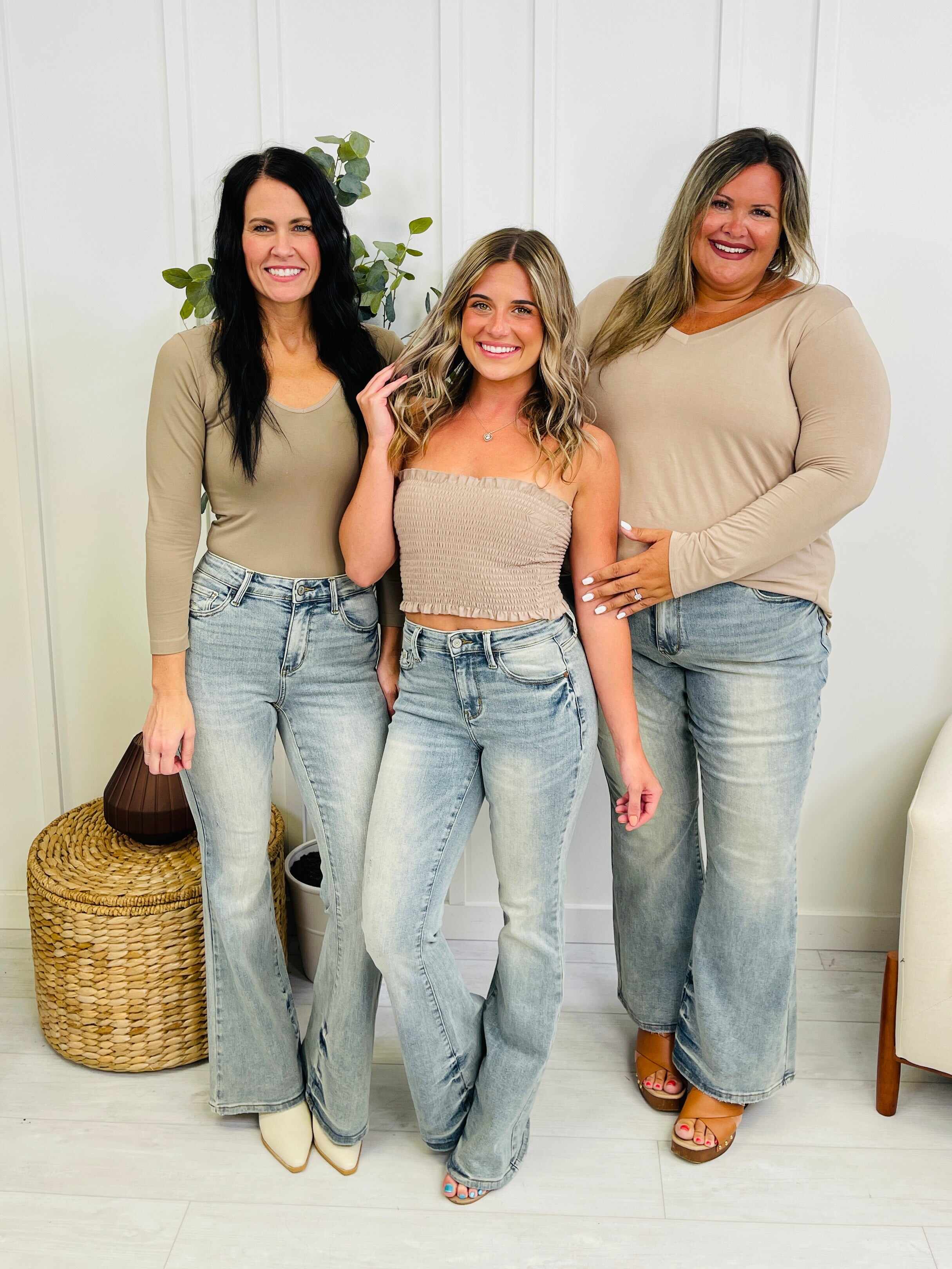 RESTOCK! REG/CURVY Major Crush Tinted Flare Jeans