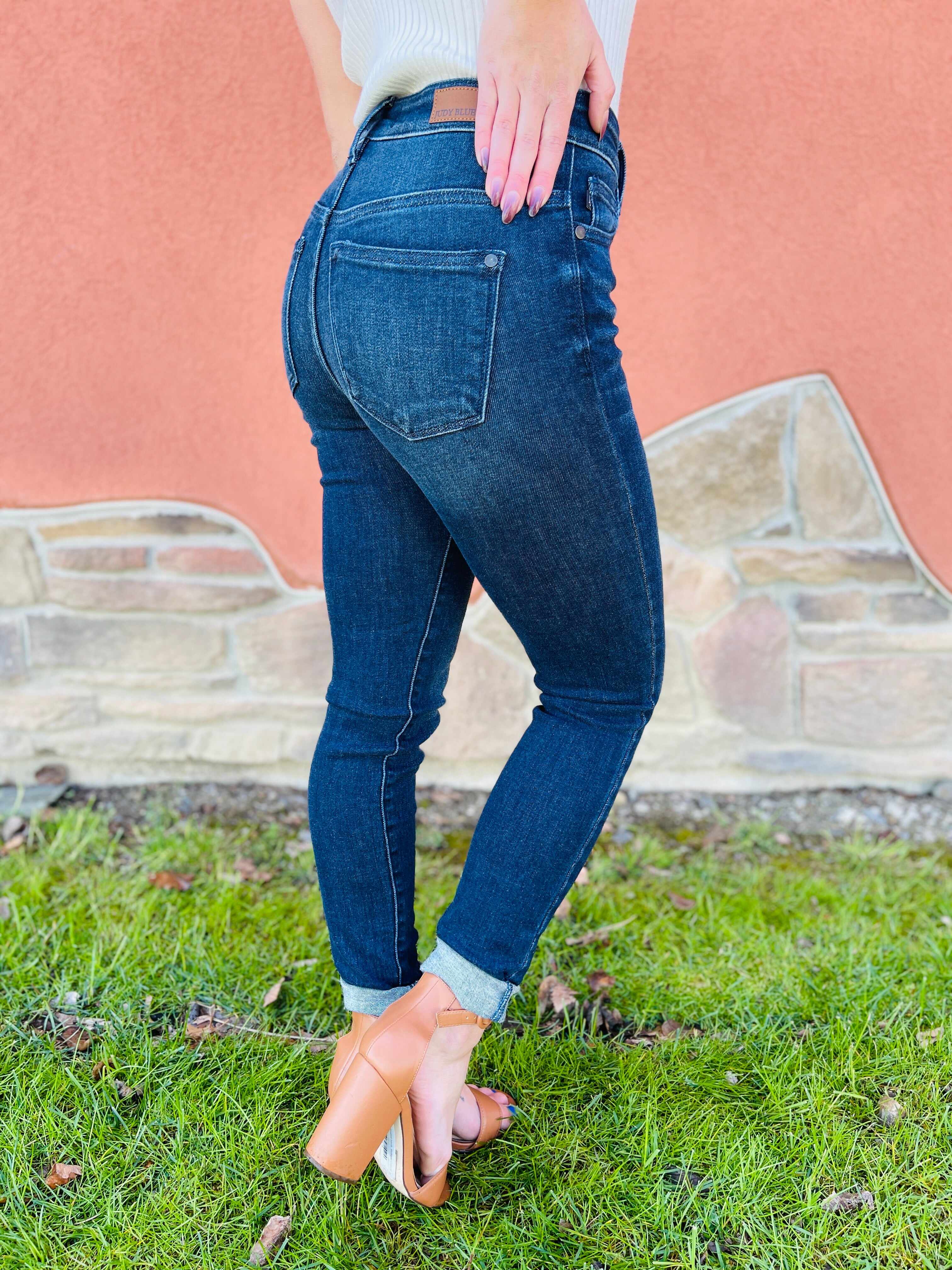 REG/CURVY Dreamland Midrise Skinny Jeans Best Selling
