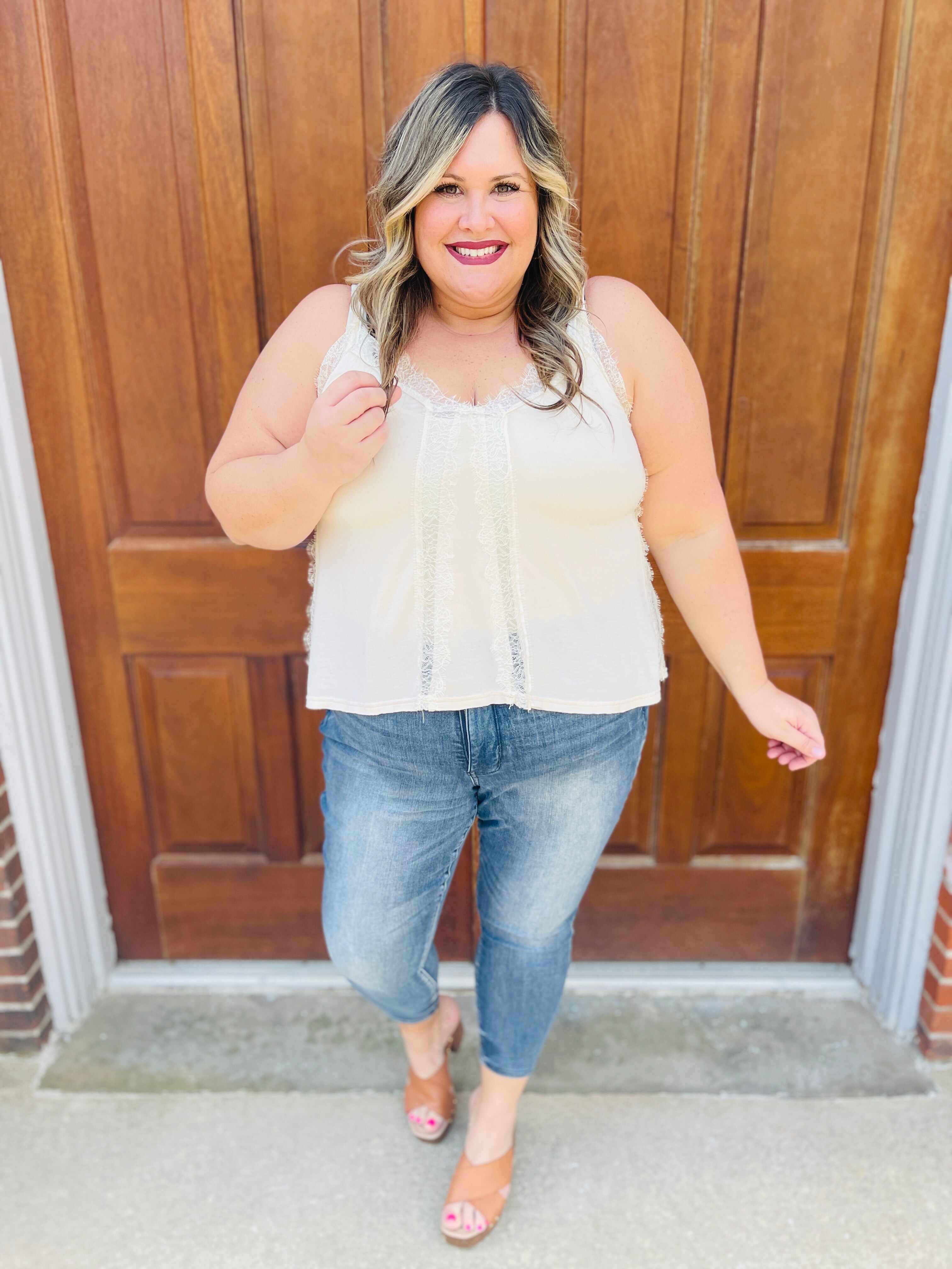 Tummy Control Skinny Jeans in Reg/Curvy Total Infatuation Restock