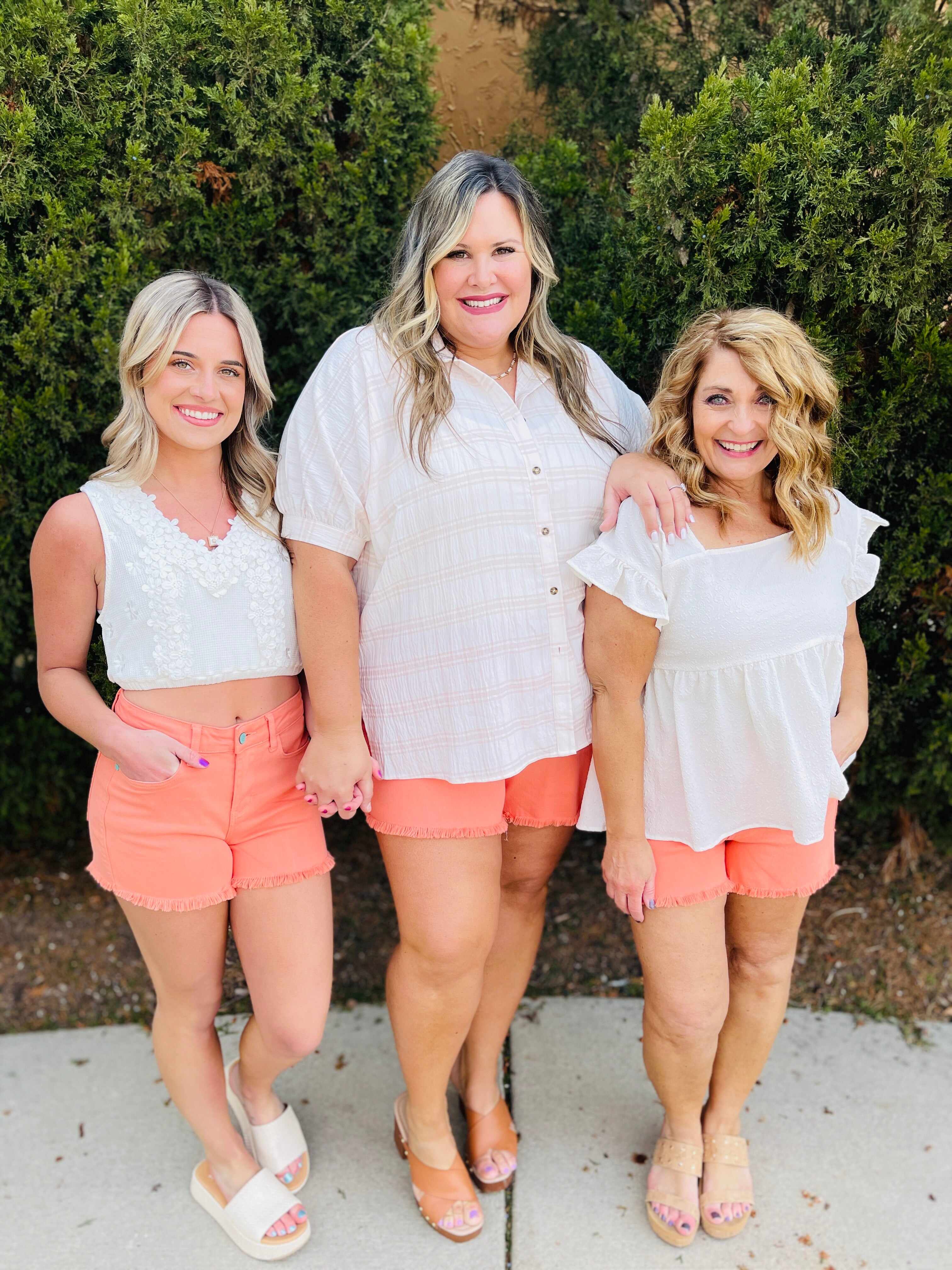 REG/CURVY Pretty As A Peach Shorts