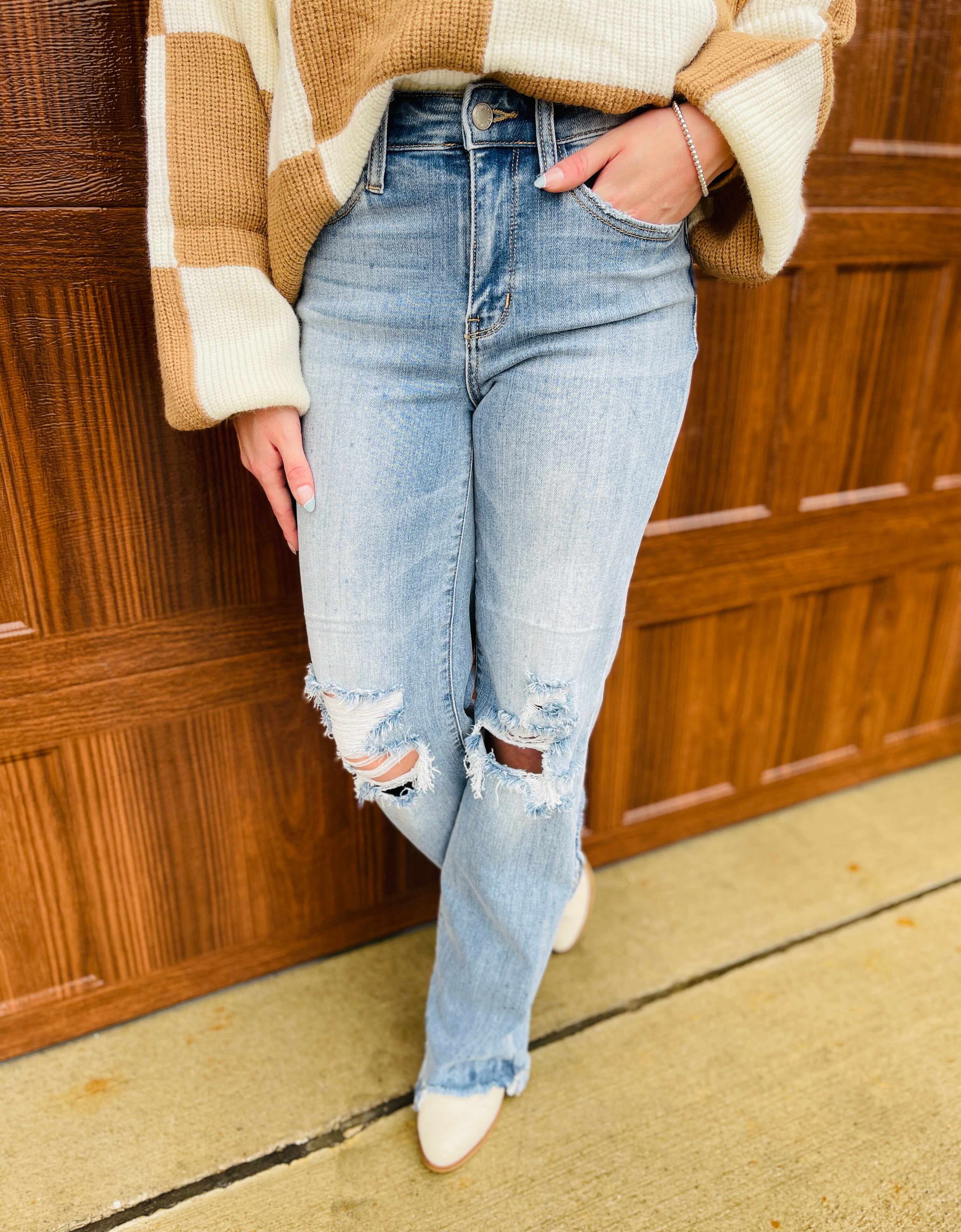PLUS/REG Straight Outta The 90's Jeans