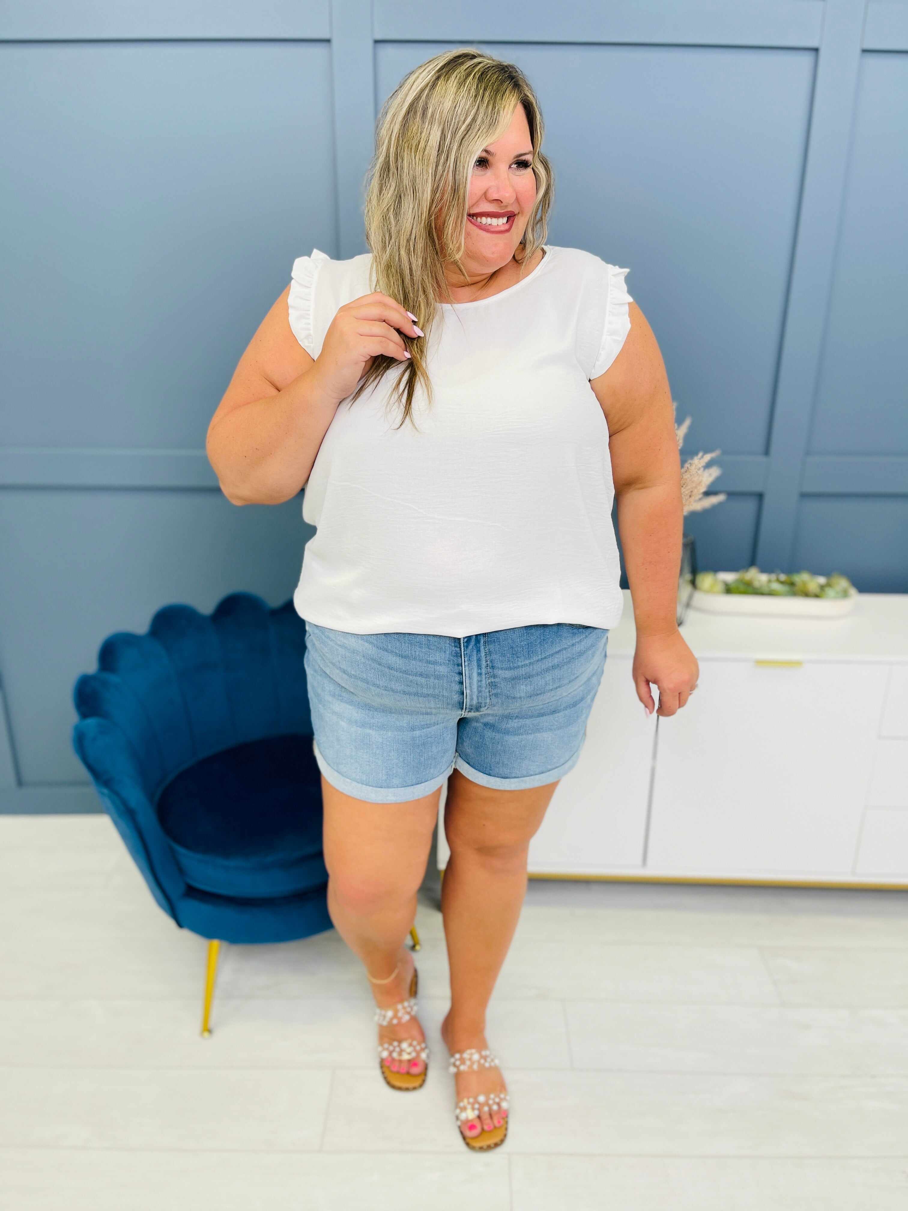 RESTOCK! Best Selling REG/CURVY Off The Cuff Shorts