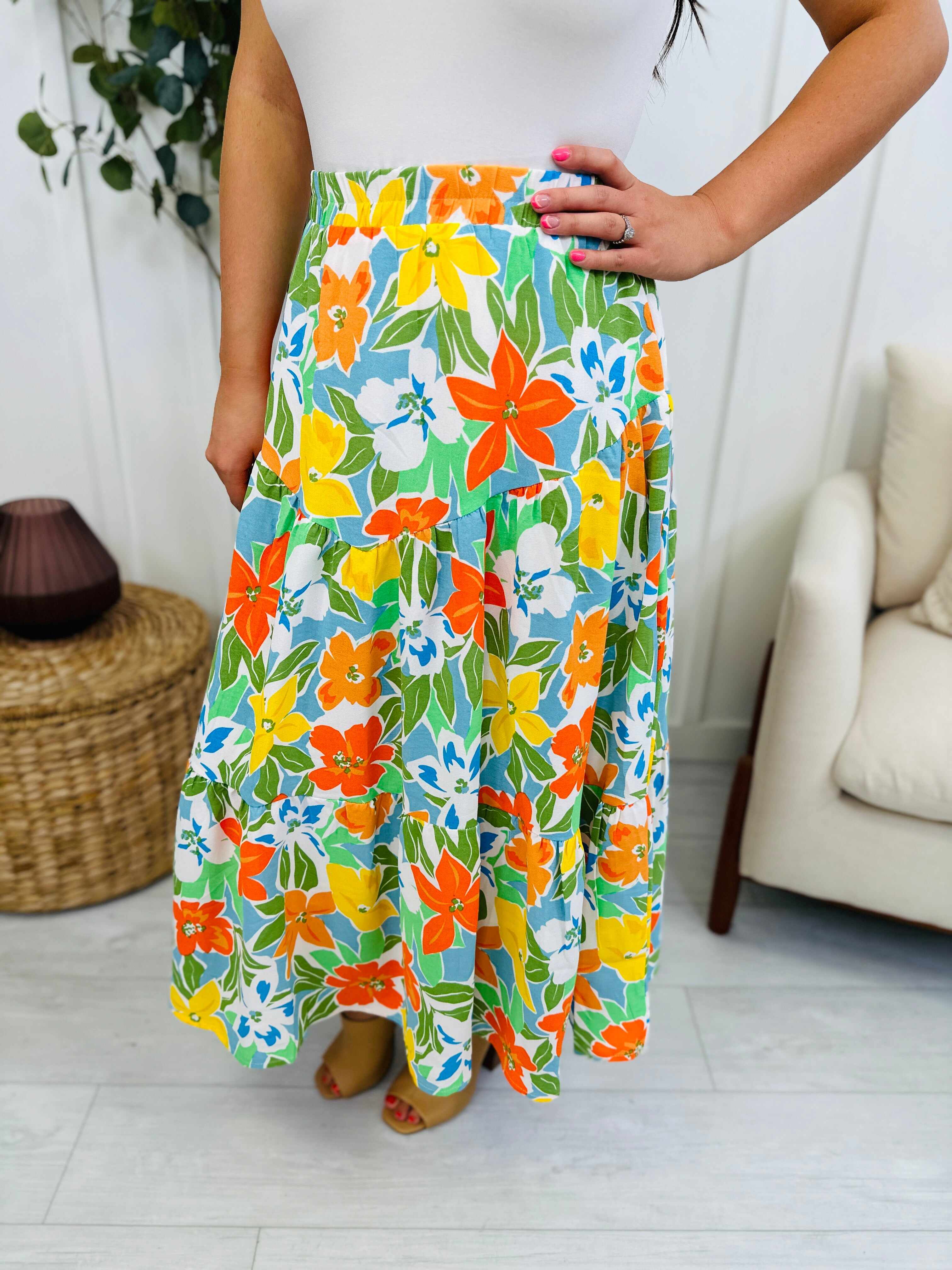 REG/CURVY We Run This Skirt