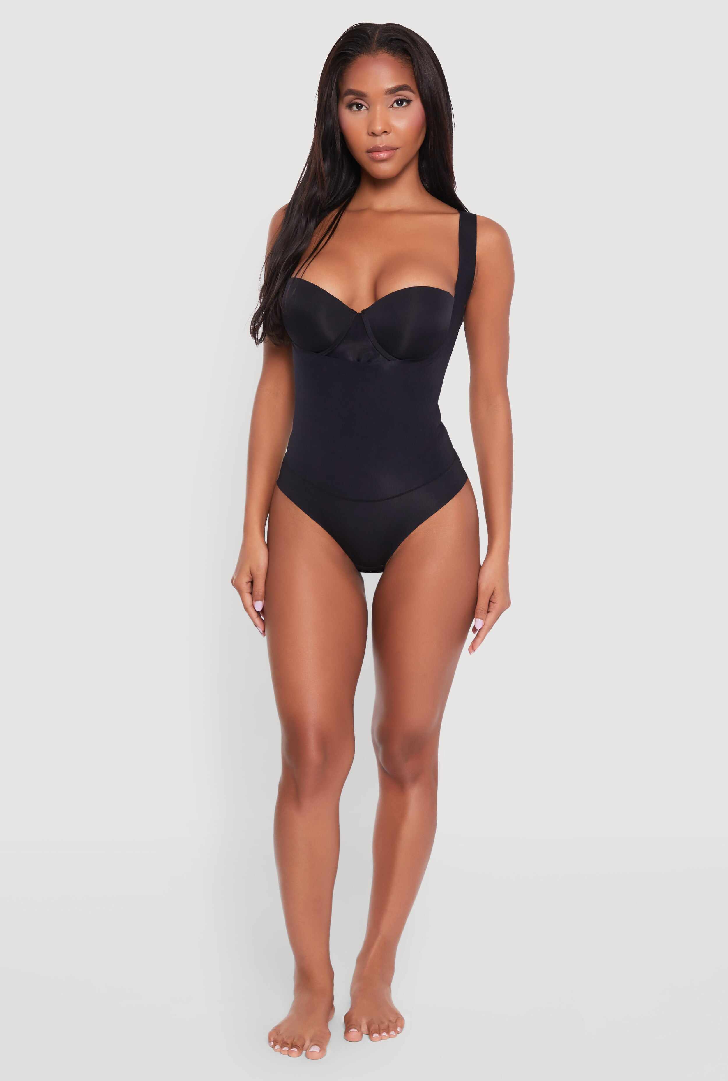 Sleek Sleeveless Bodysuit with Sweetheart Neckline