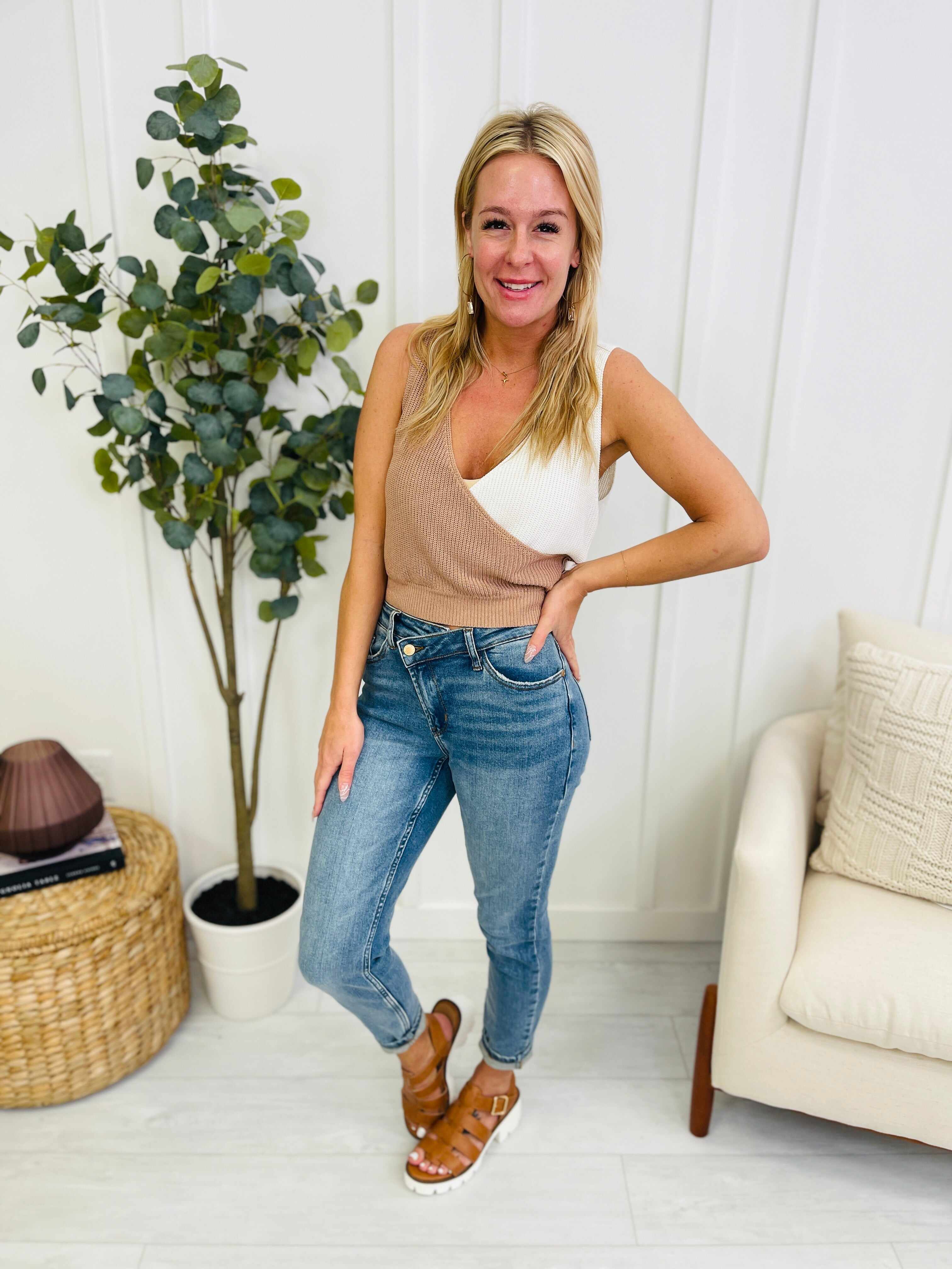 REG/CURVY Waist Cinching Criss Cross Confidence Jeans