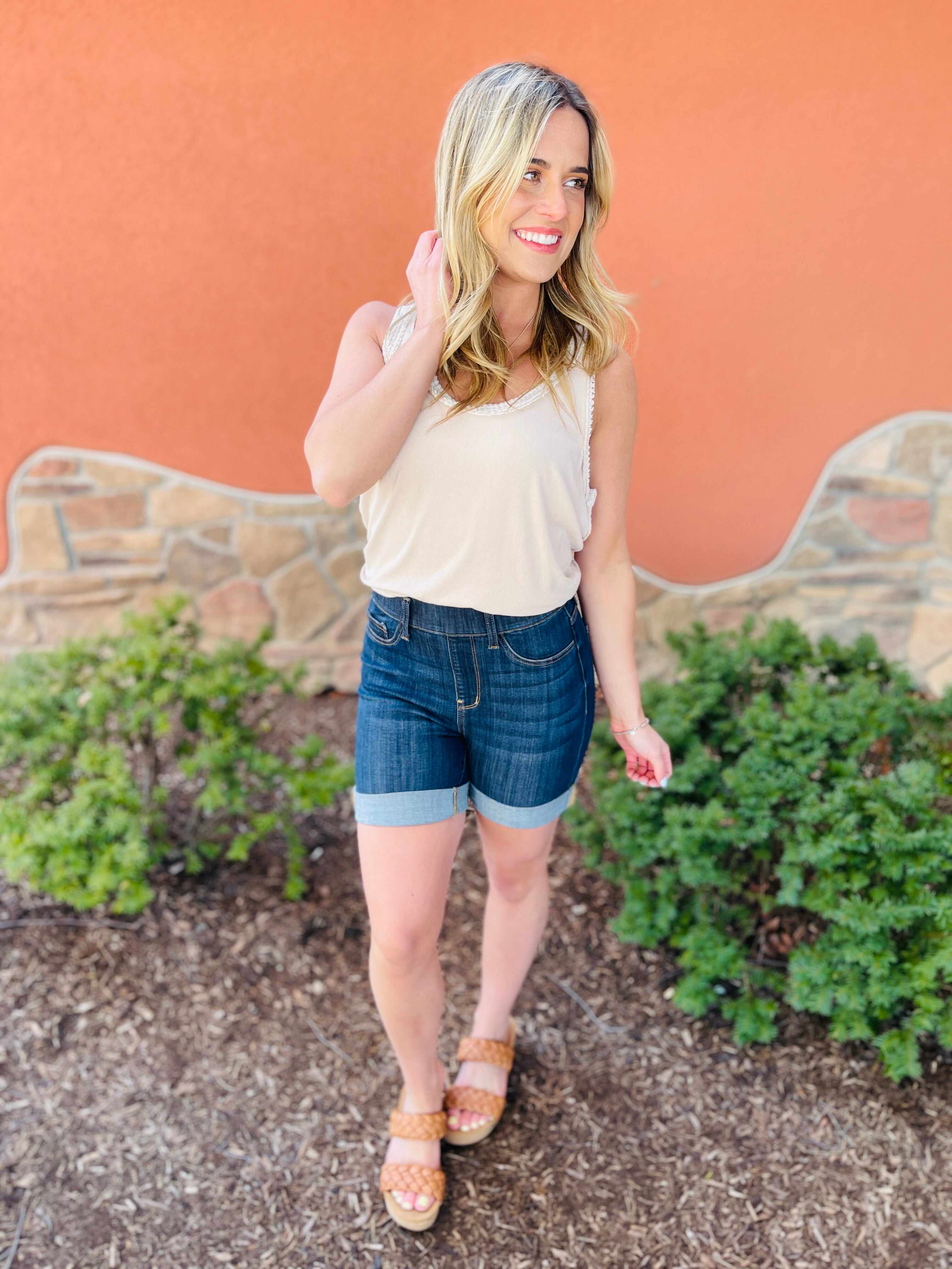 REG/CURVY High Gear Pull On Biker Shorts