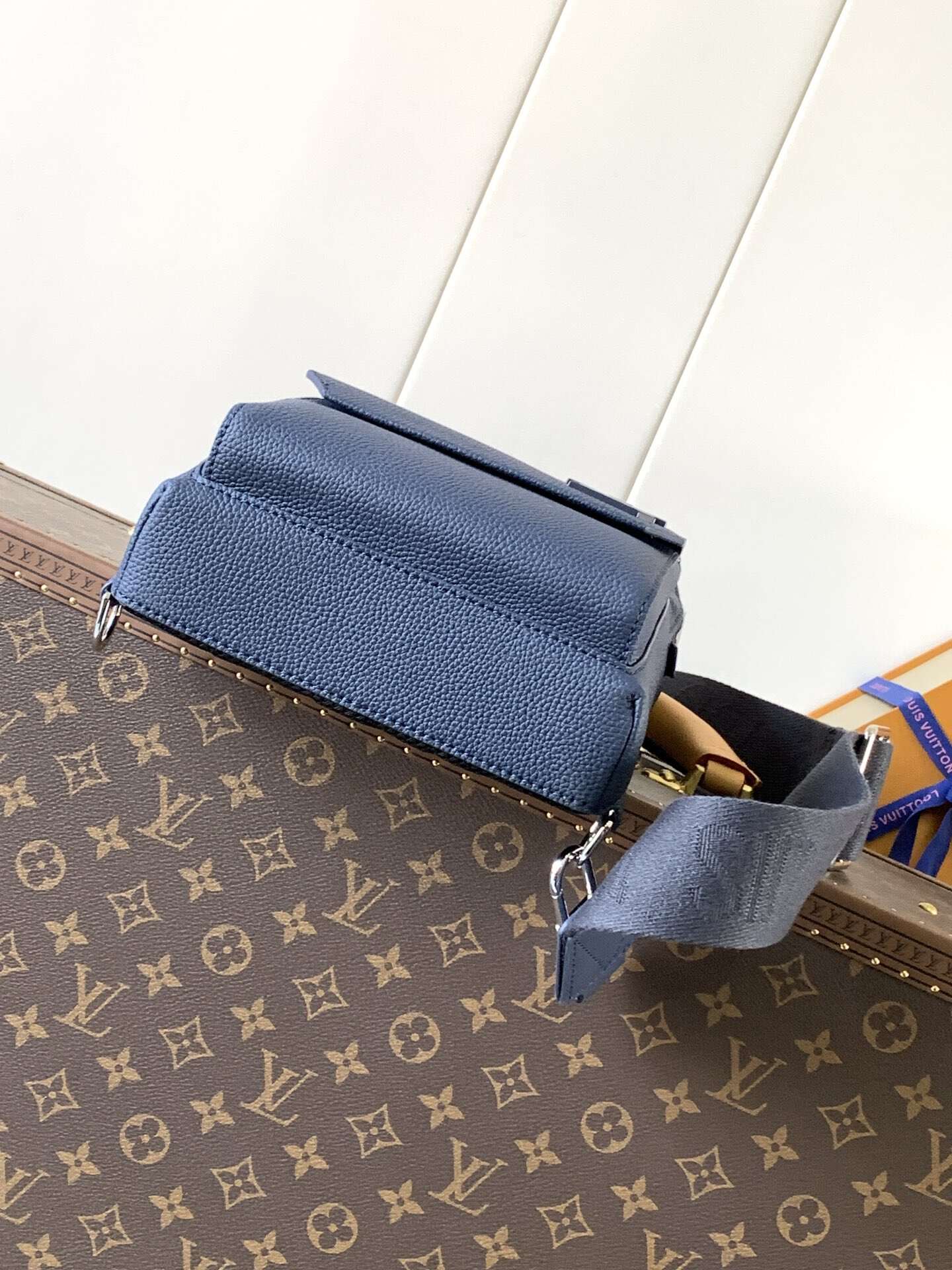 Pilot shoulder bag M11601 Blue with chips