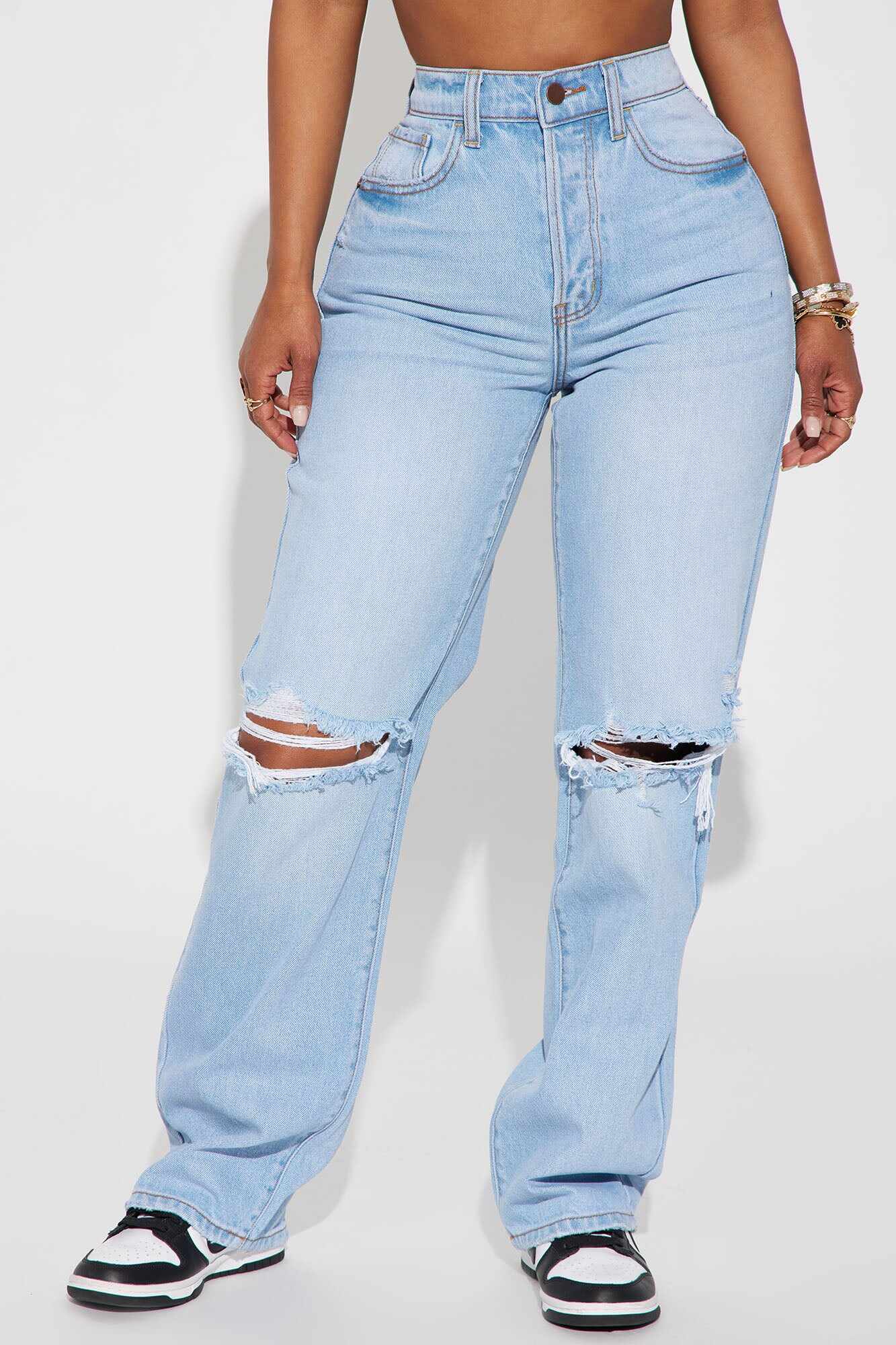 Main Squeeze Non Stretch Ripped Straight Leg Jean - Light Wash