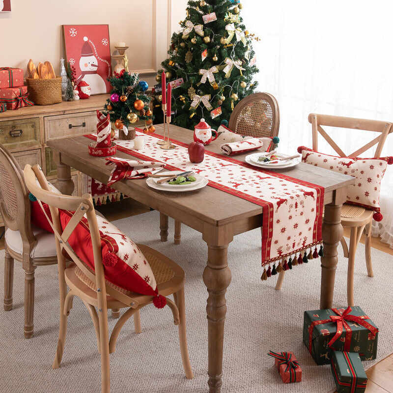Christmas Deer Woven Jacquard Table Runner