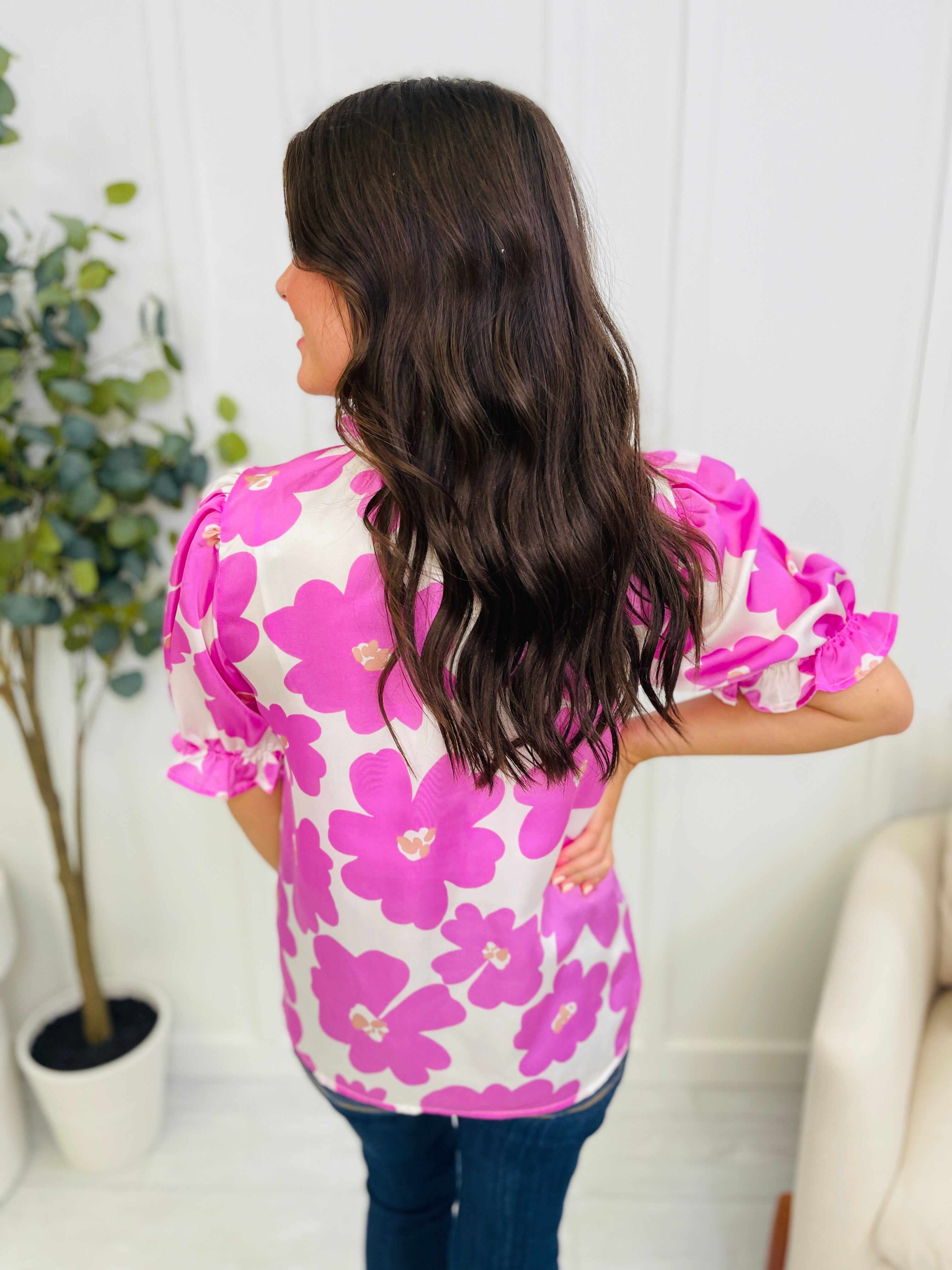 REG/CURVY Giving A Pop Of Color Top