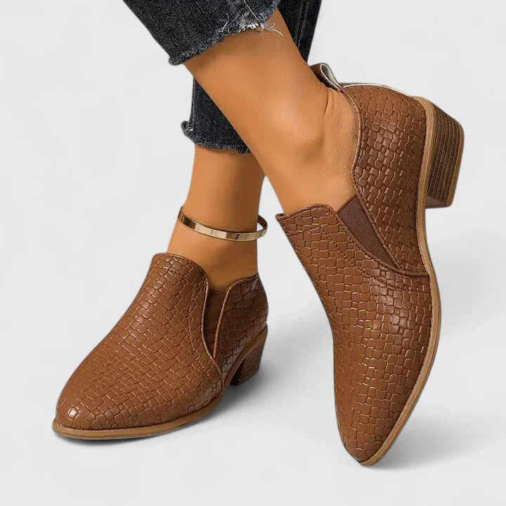 Violeandra | Orthopedic Shoes