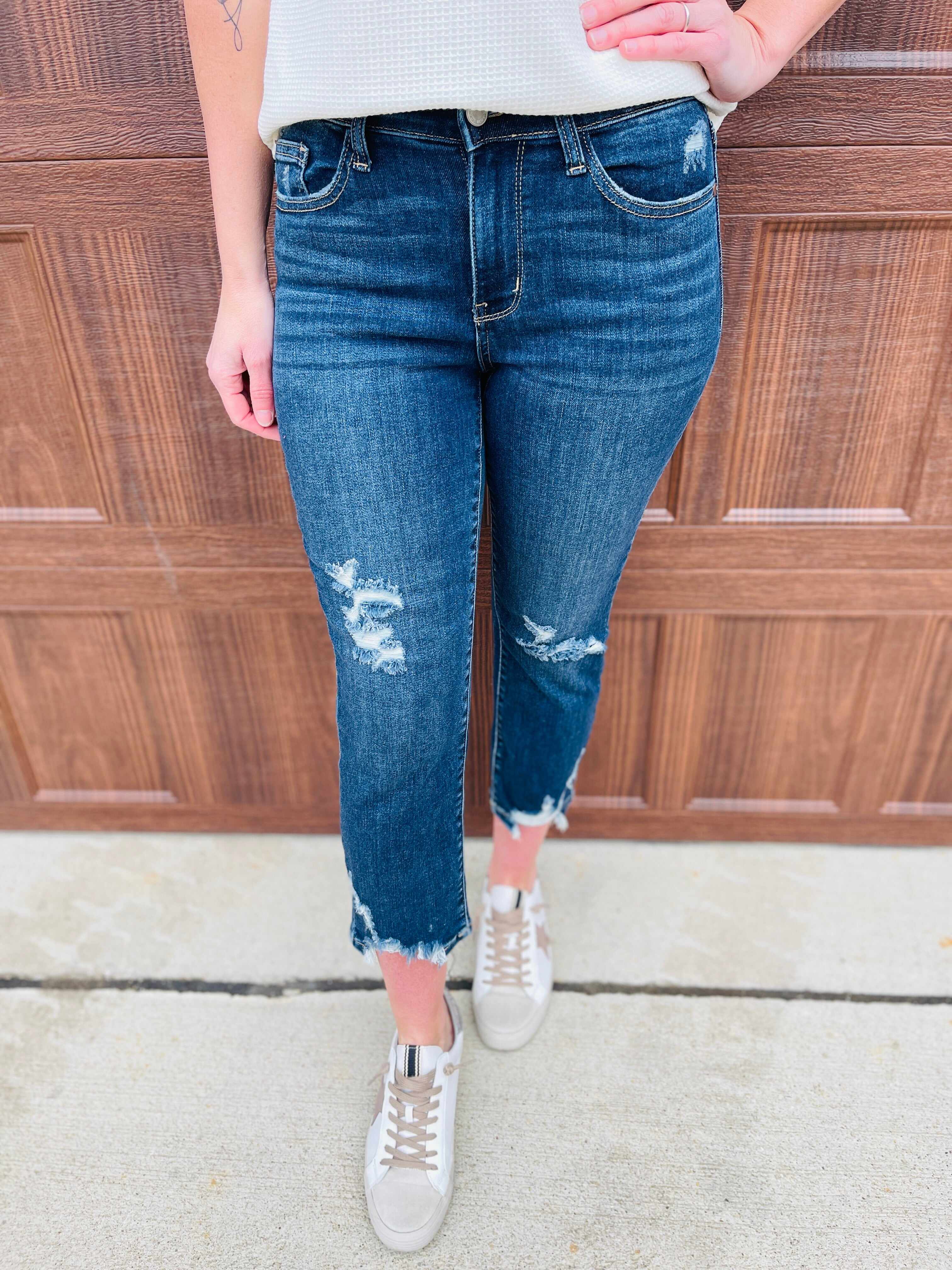 REG/CURVY Can't Crop Me Straight Jeans