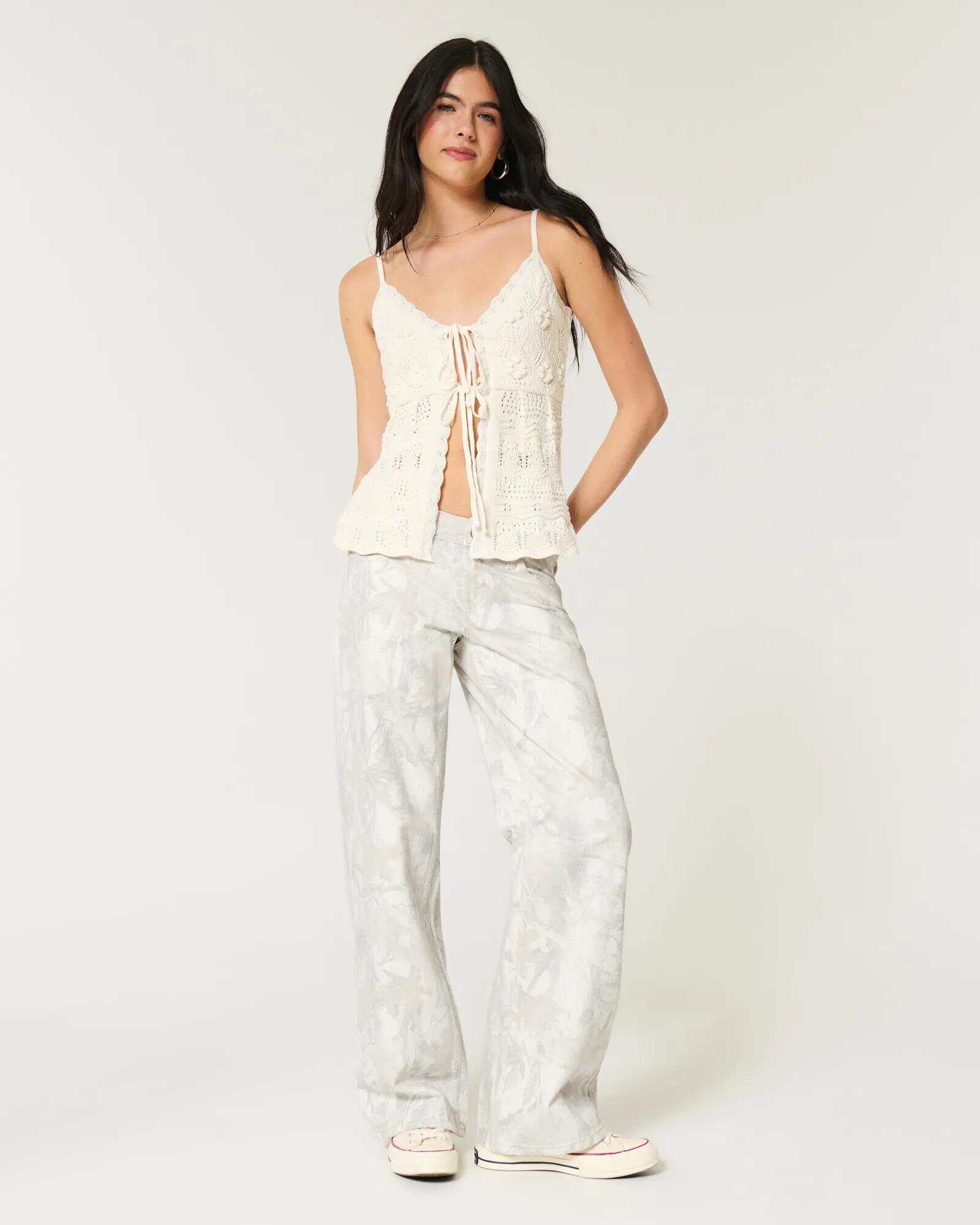 Low-Rise Dark Wash Baggy Jeans